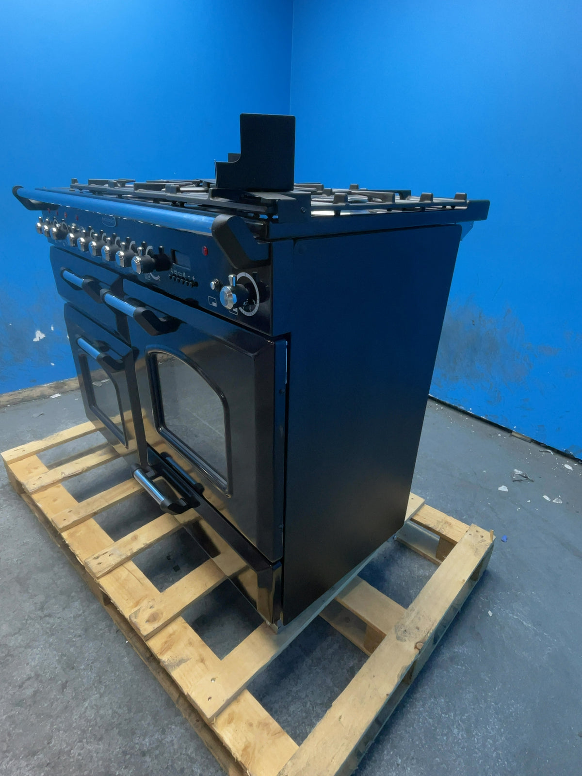 #GRC-166-961 - Rangemaster Classic Deluxe 110cm Dual Fuel Range Cooker – 158L, Wok Burner
