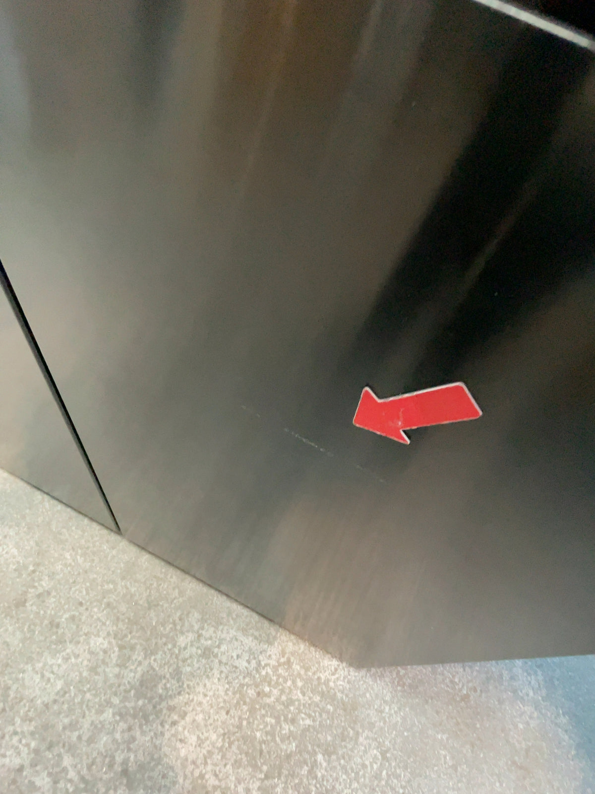 #GRC-167-227 - Hisense American Style Fridge Freezer – 577L, Black, Total No Frost, Smart WiFi