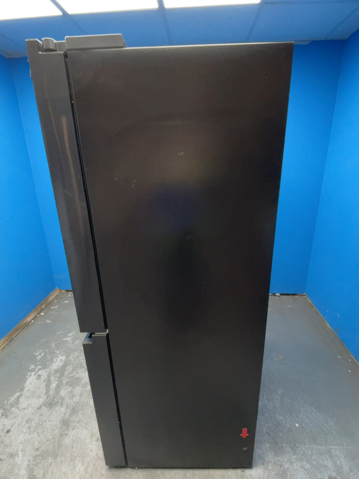 #GRC-167-227 - Hisense American Style Fridge Freezer – 577L, Black, Total No Frost, Smart WiFi