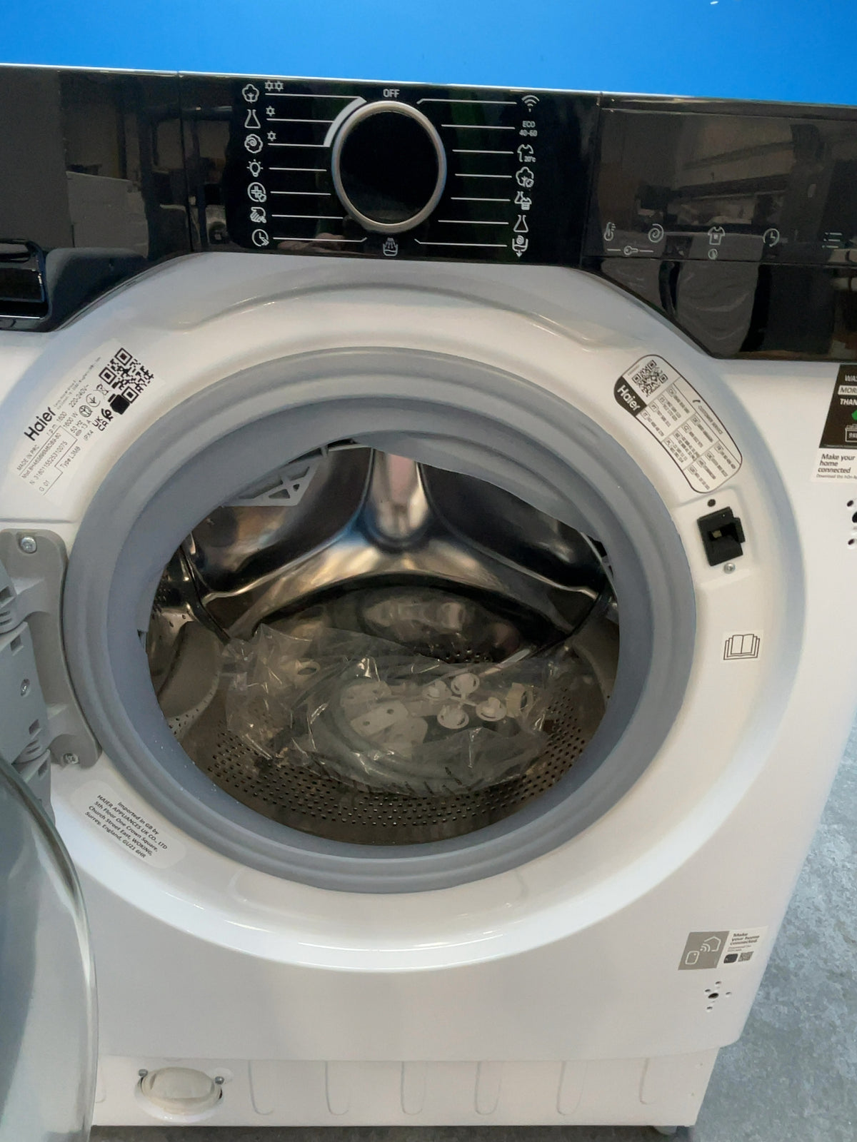 #GRC-167-264 - Haier Integrated Washer Dryer – 9kg Wash, 6kg Dry, 1600rpm, WiFi Connected, White