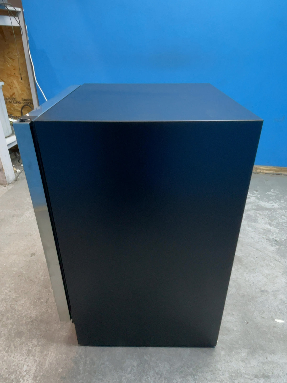 #GRC-167-277 - Hoover H-Wine 700 46 Bottle Dual Zone Wine Cooler – hOn App, Touch Control