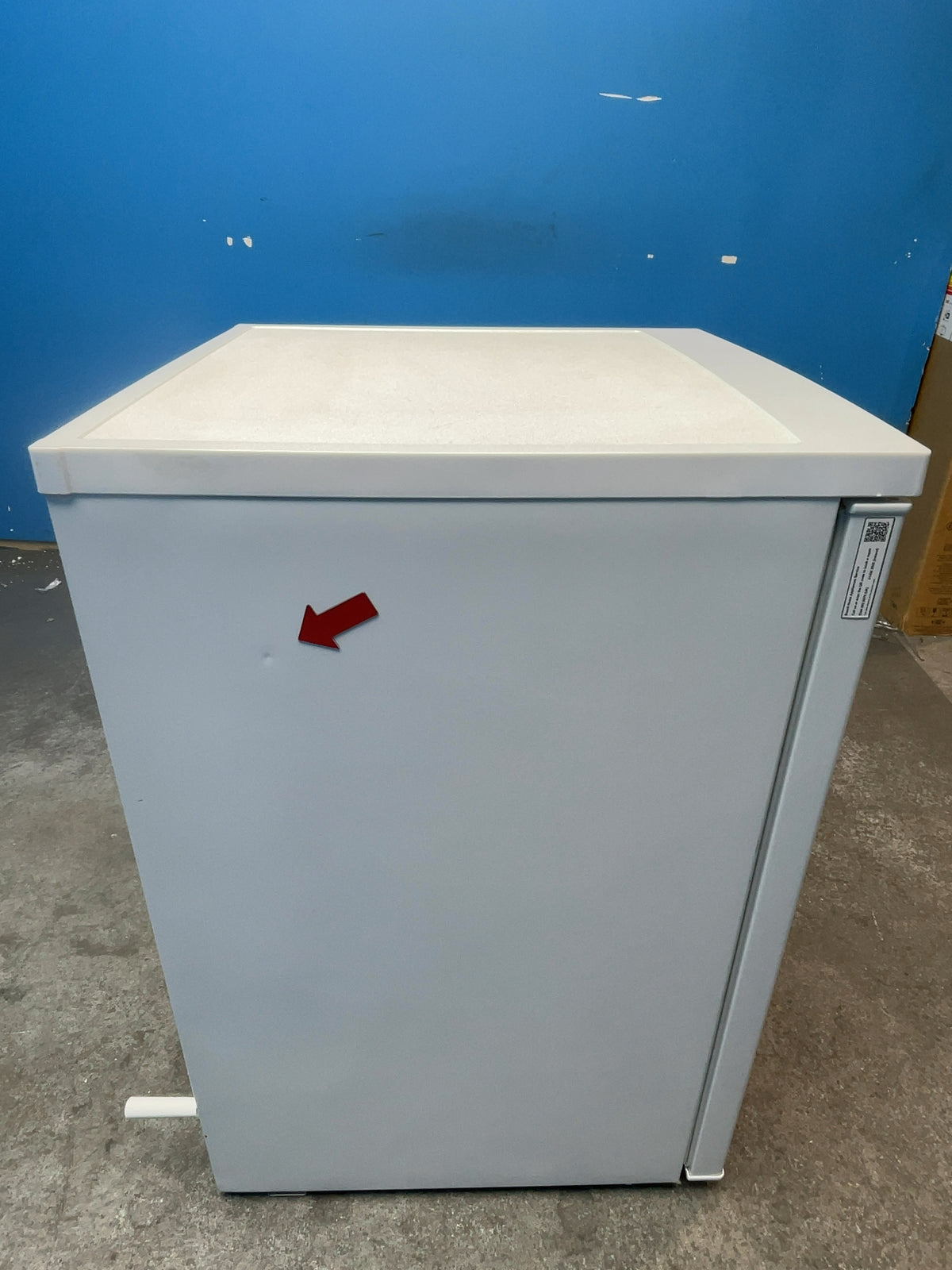 #GRC-167-379 - Bosch Series 2 56cm Under Counter Fridge – 134L Capacity, MultiBox Drawer