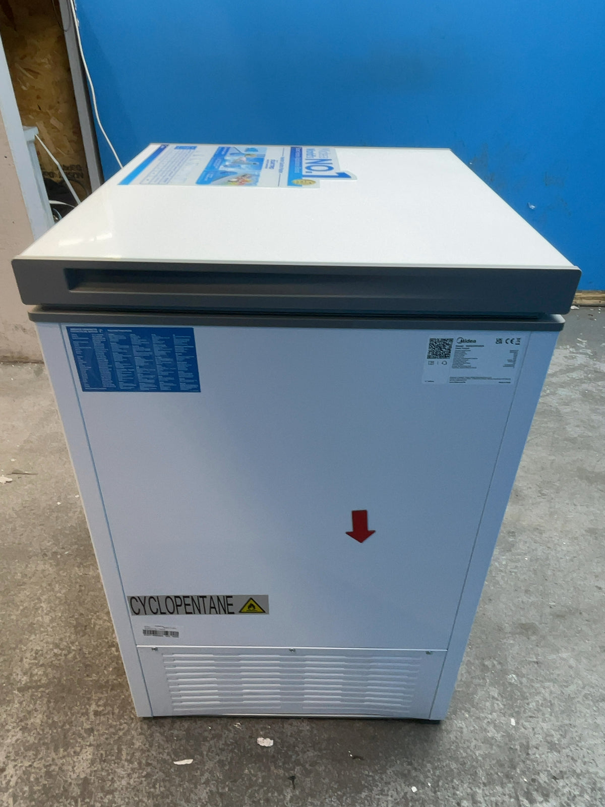 #GRC-167-462 - Midea 143L Chest Freezer – Converts to Fridge, Super Freeze, White