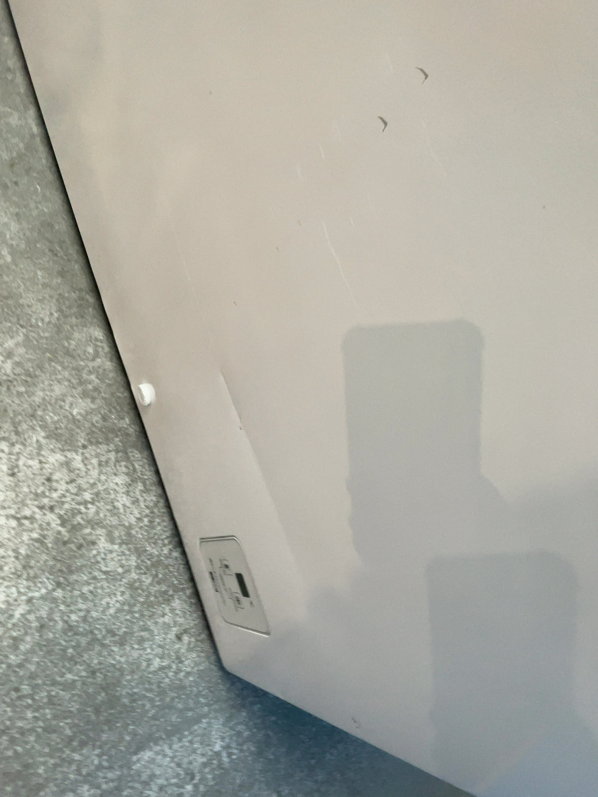 #GRC-167-539 - Hisense 372L Chest Freezer – Winter Guard, Hovering Door, White