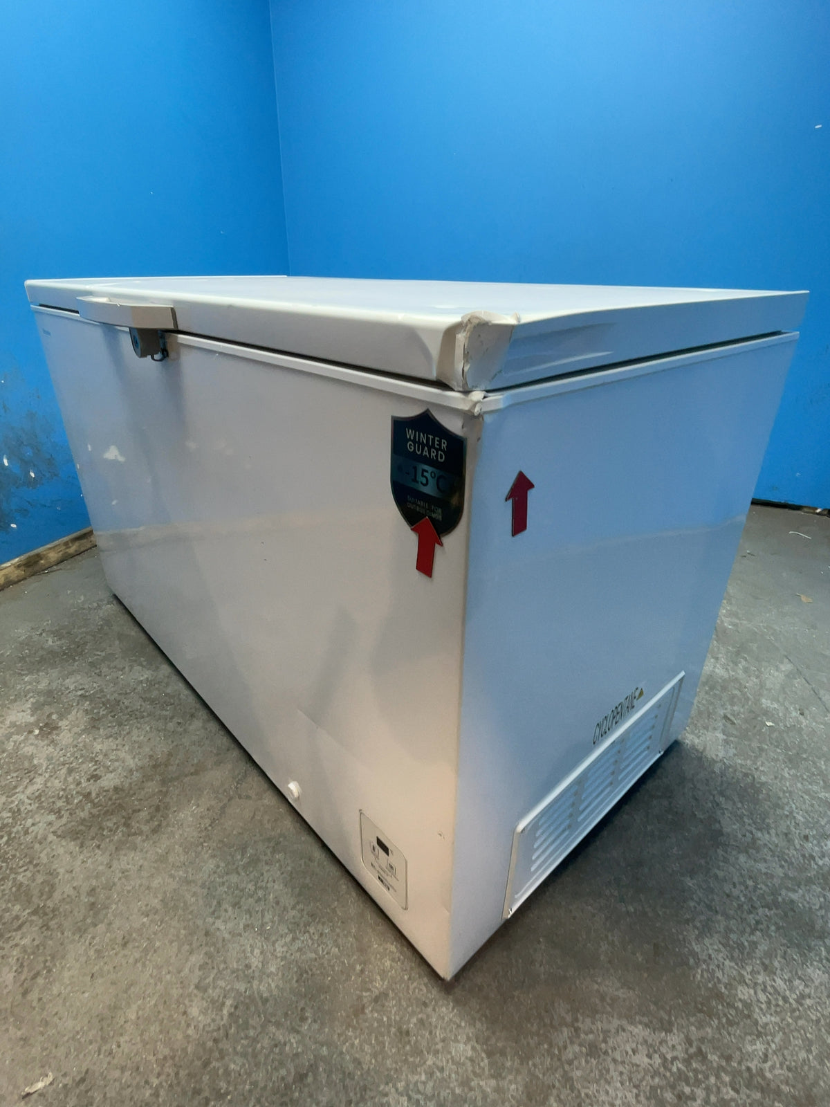 #GRC-167-539 - Hisense 372L Chest Freezer – Winter Guard, Hovering Door, White