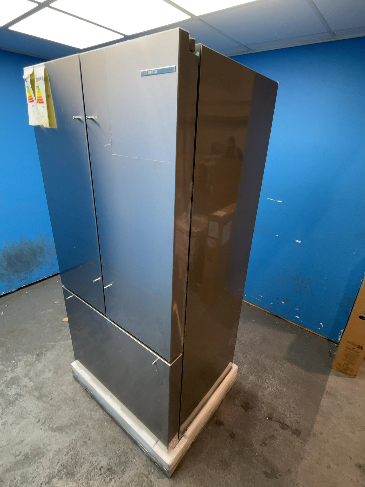 #GRC-167-553 - Bosch Series 8 French Door Fridge Freezer – 573L, Plumbed Ice & Water