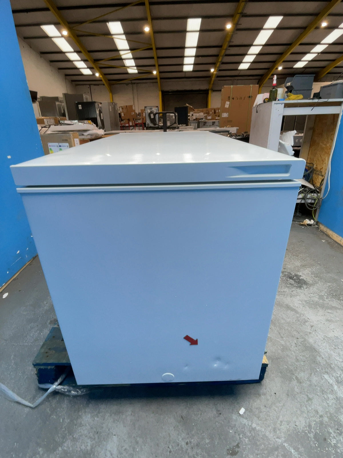 #GRC-167-555 - Hisense 372L Chest Freezer – Winter Guard, Hovering Door, White