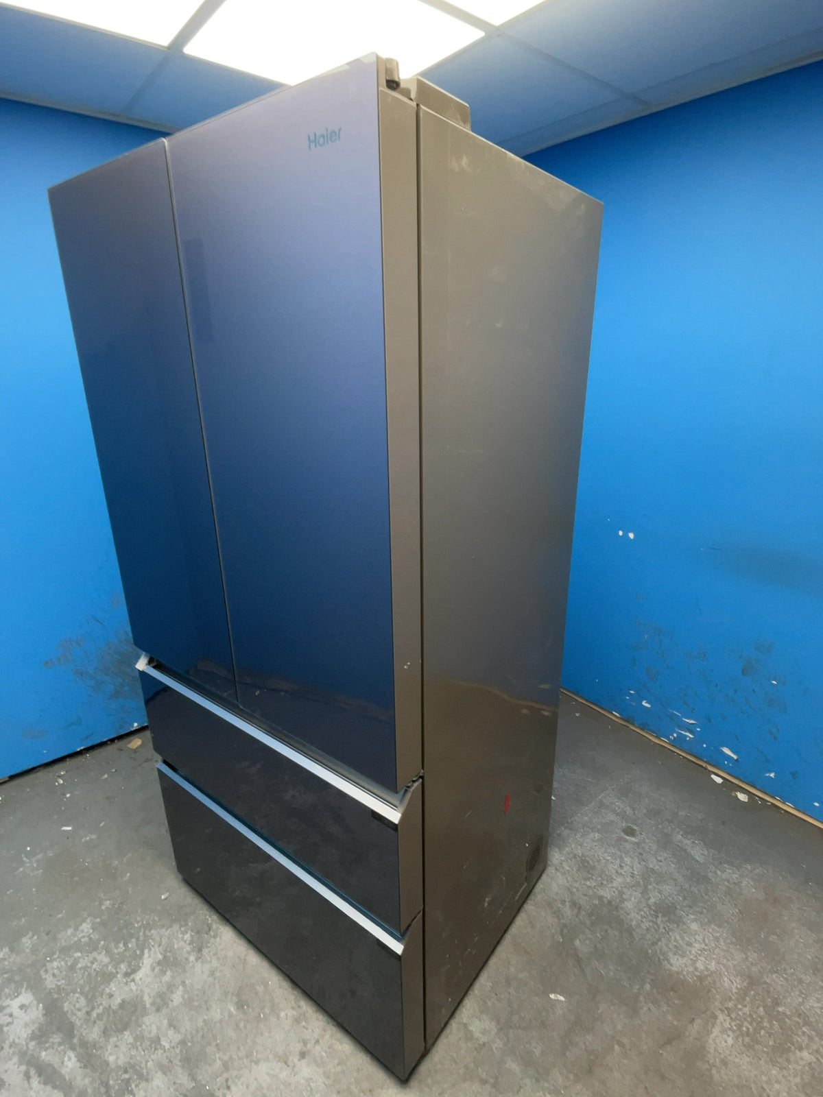 #GRC-167-673 - Haier 90.5cm French Door Fridge Freezer – 703L, Sapphire Glass, Total No Frost