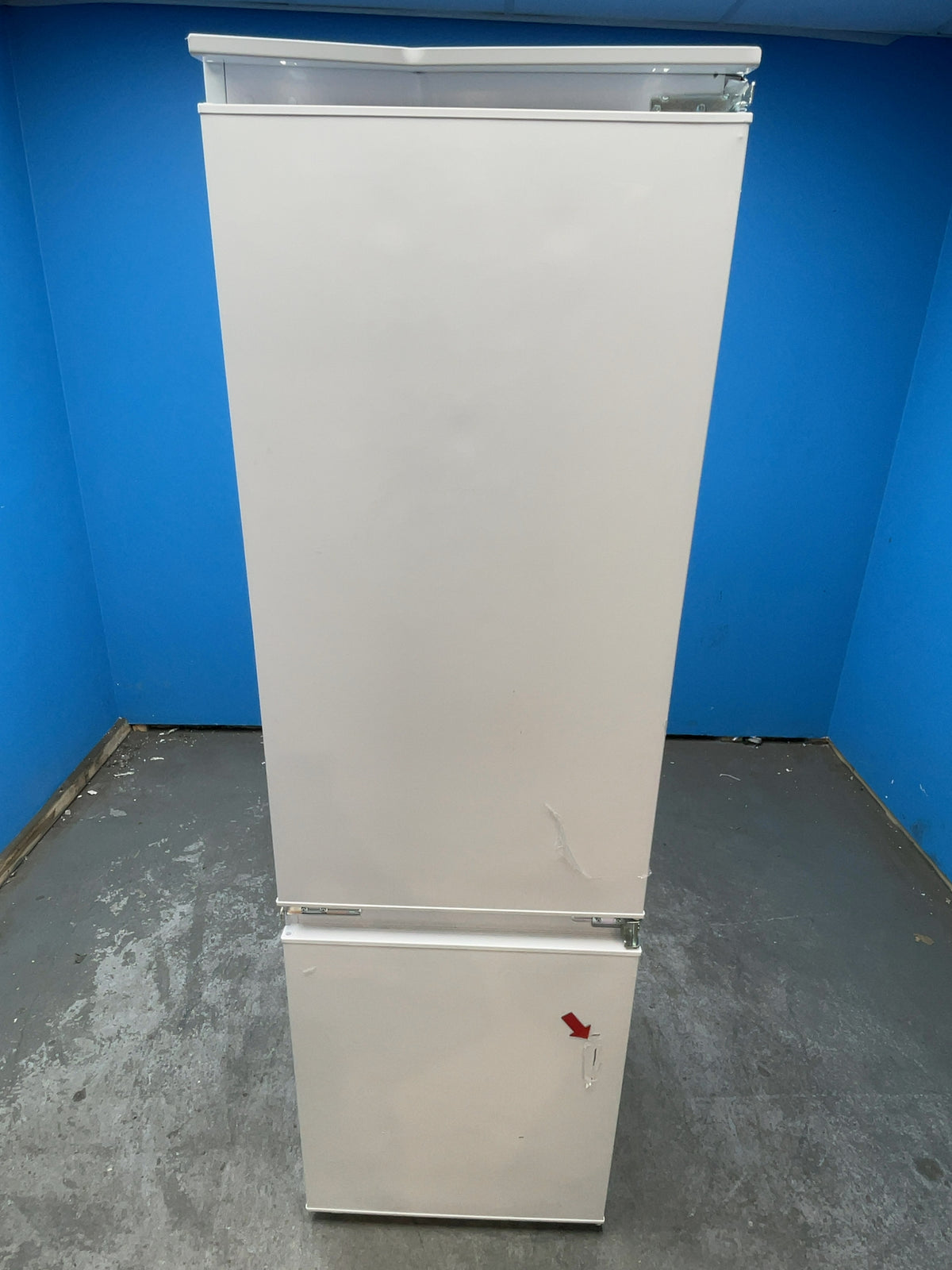 #GRC-167-706 - Candy Fresco 54cm Integrated 50/50 Fridge Freezer – 260L, White, Low Frost