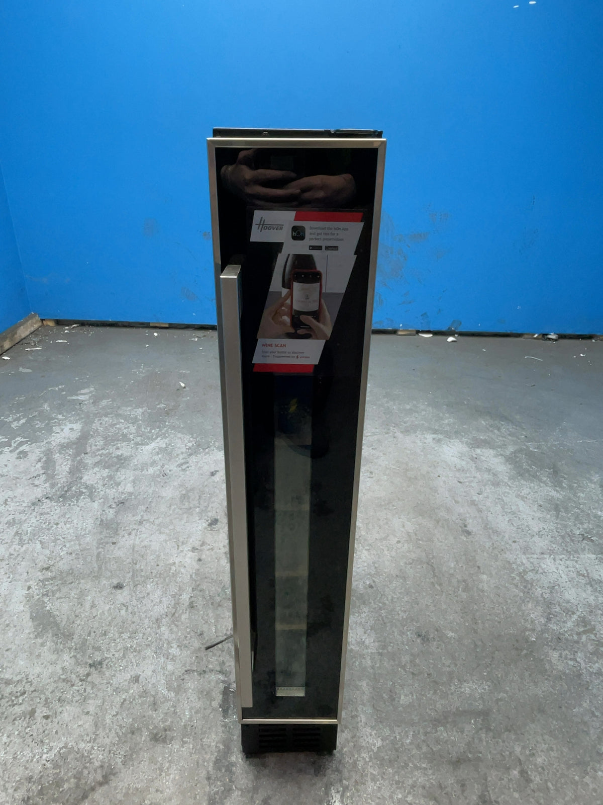 #GRC-167-715 - Hoover H-Wine 300 7 Bottle Slim Wine Cooler – hOn App, Vivino Integration
