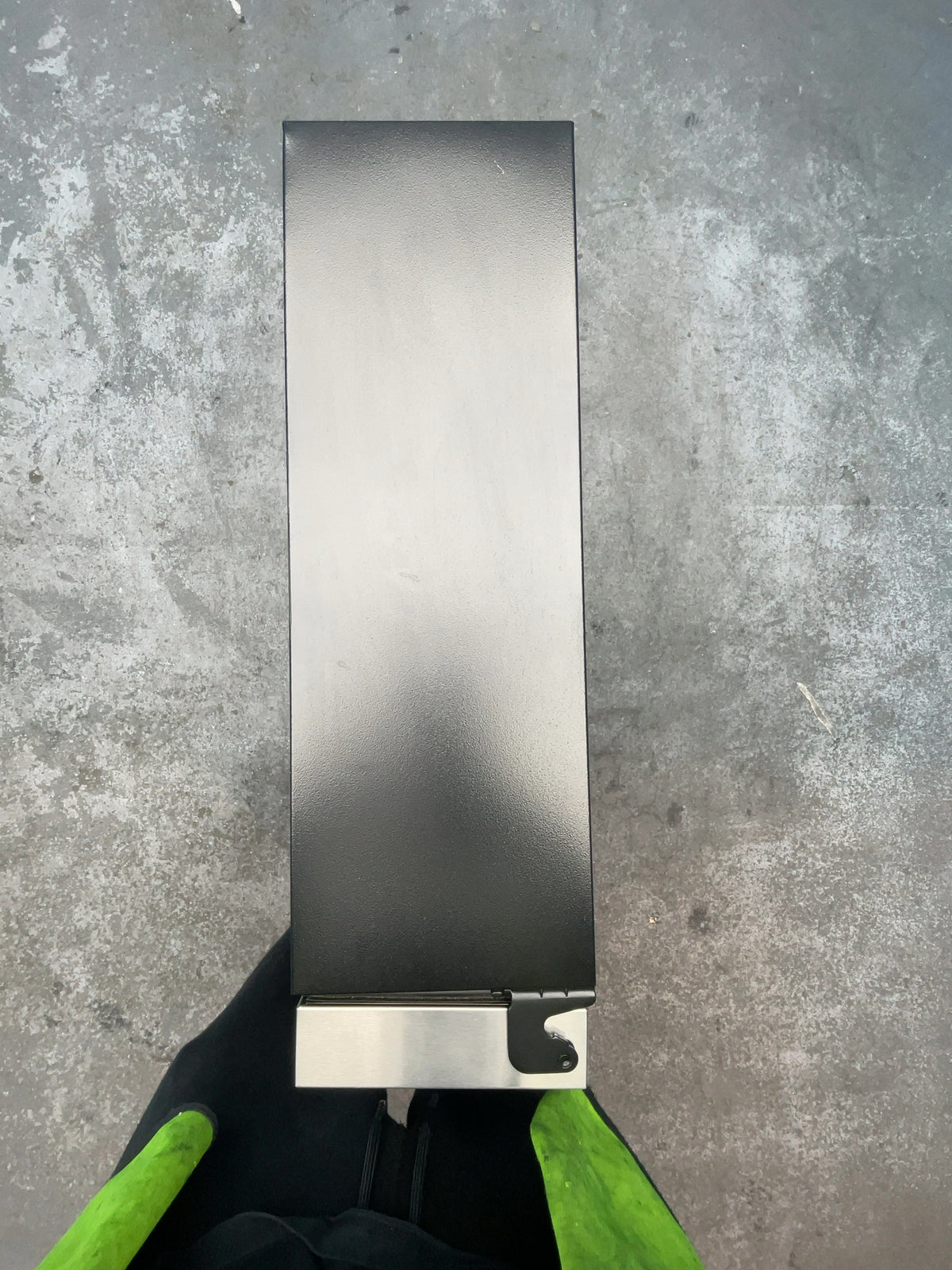 #GRC-167-715 - Hoover H-Wine 300 7 Bottle Slim Wine Cooler – hOn App, Vivino Integration
