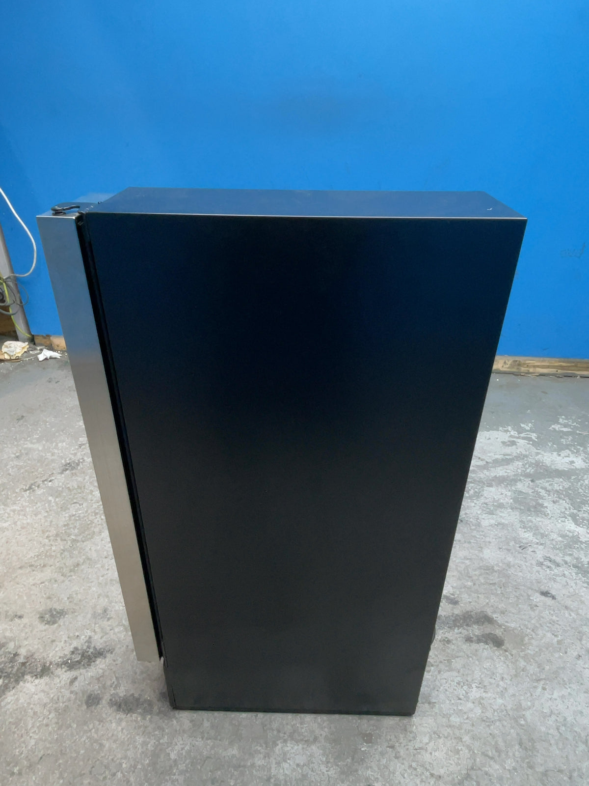 #GRC-167-715 - Hoover H-Wine 300 7 Bottle Slim Wine Cooler – hOn App, Vivino Integration