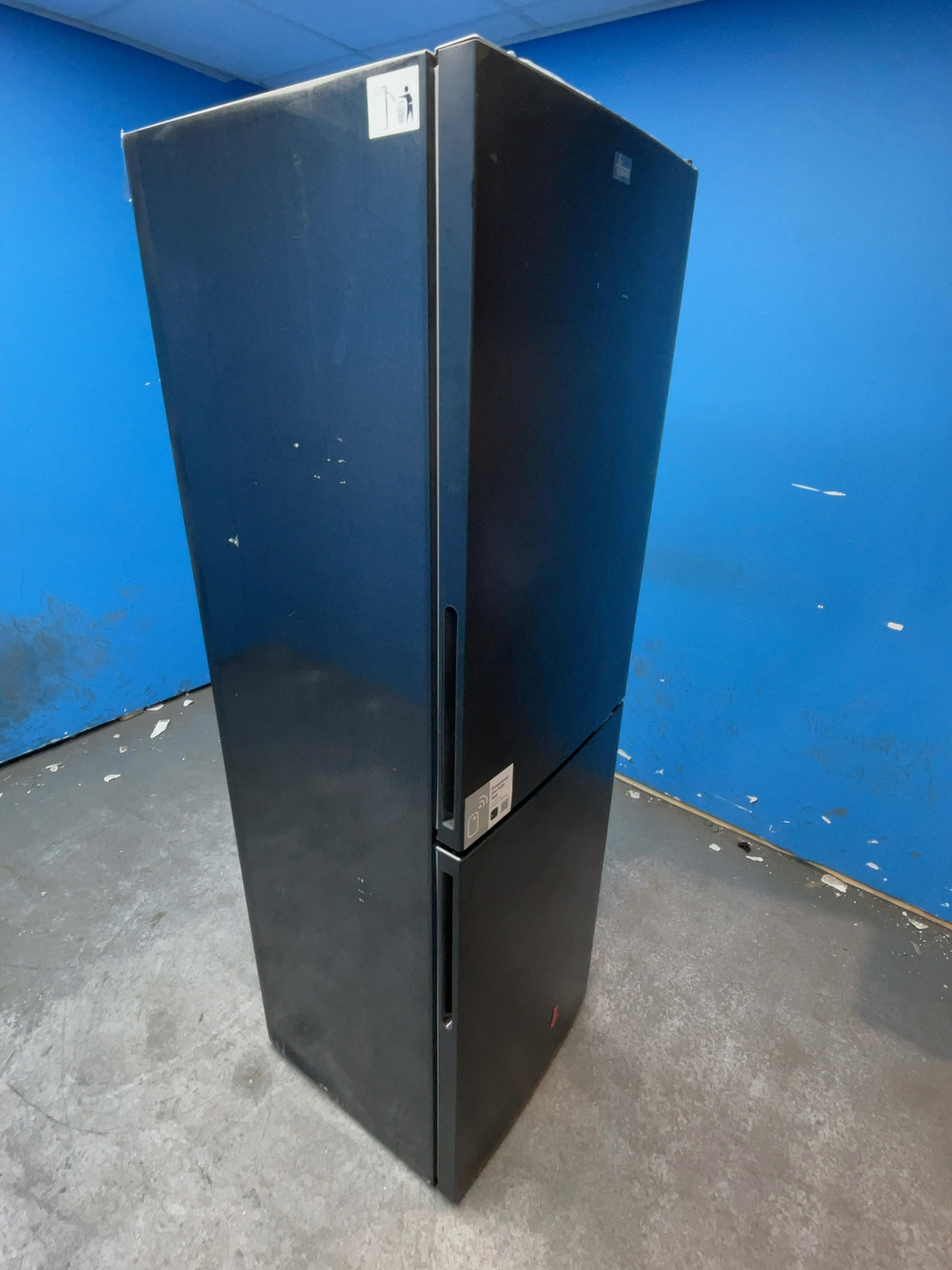 #GRC-168-135 - Hoover H-FRIDGE 300 54.5cm Fridge Freezer – 252L, Black, Low Frost, Smart WiFi