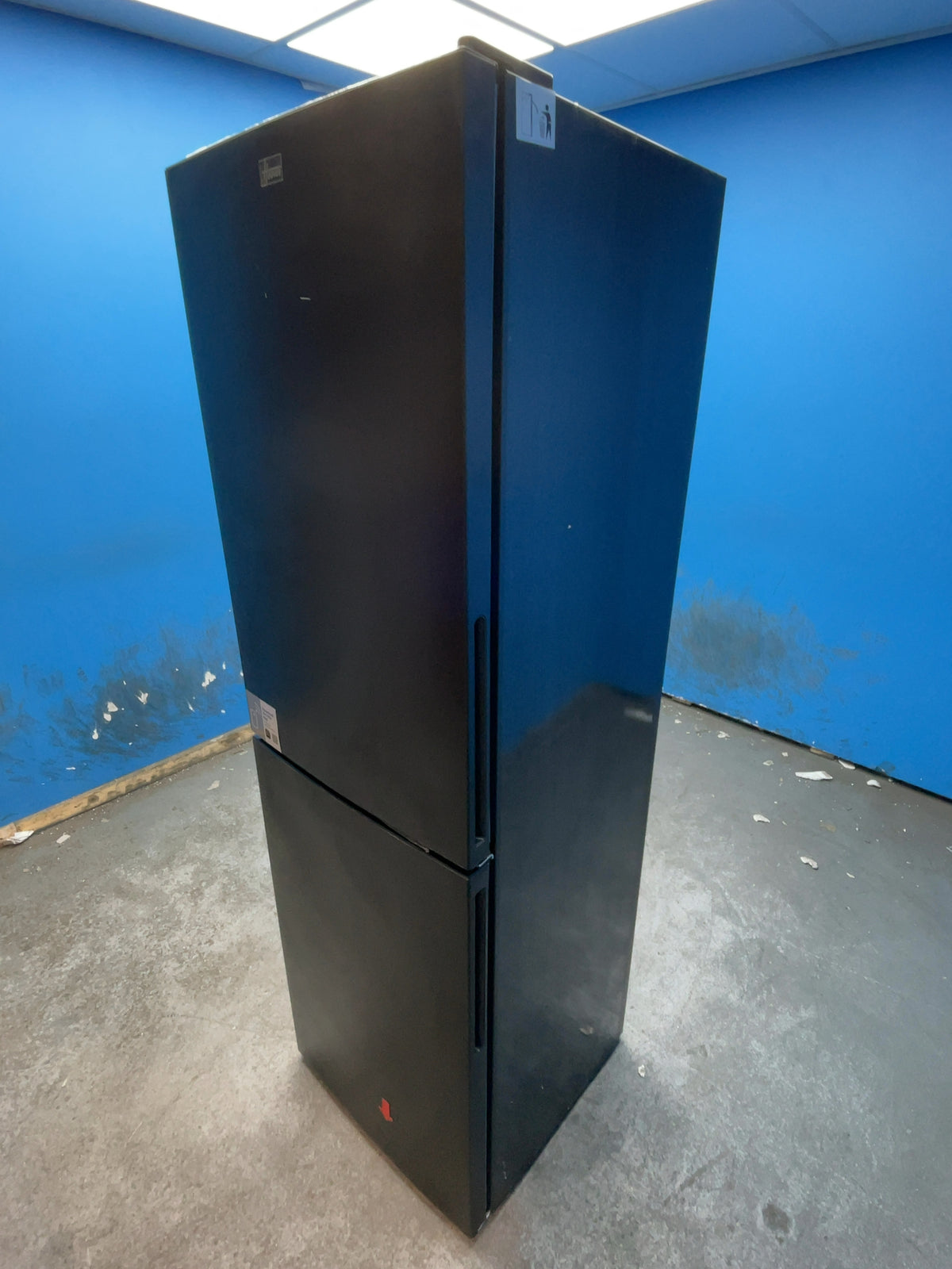 #GRC-168-135 - Hoover H-FRIDGE 300 54.5cm Fridge Freezer – 252L, Black, Low Frost, Smart WiFi