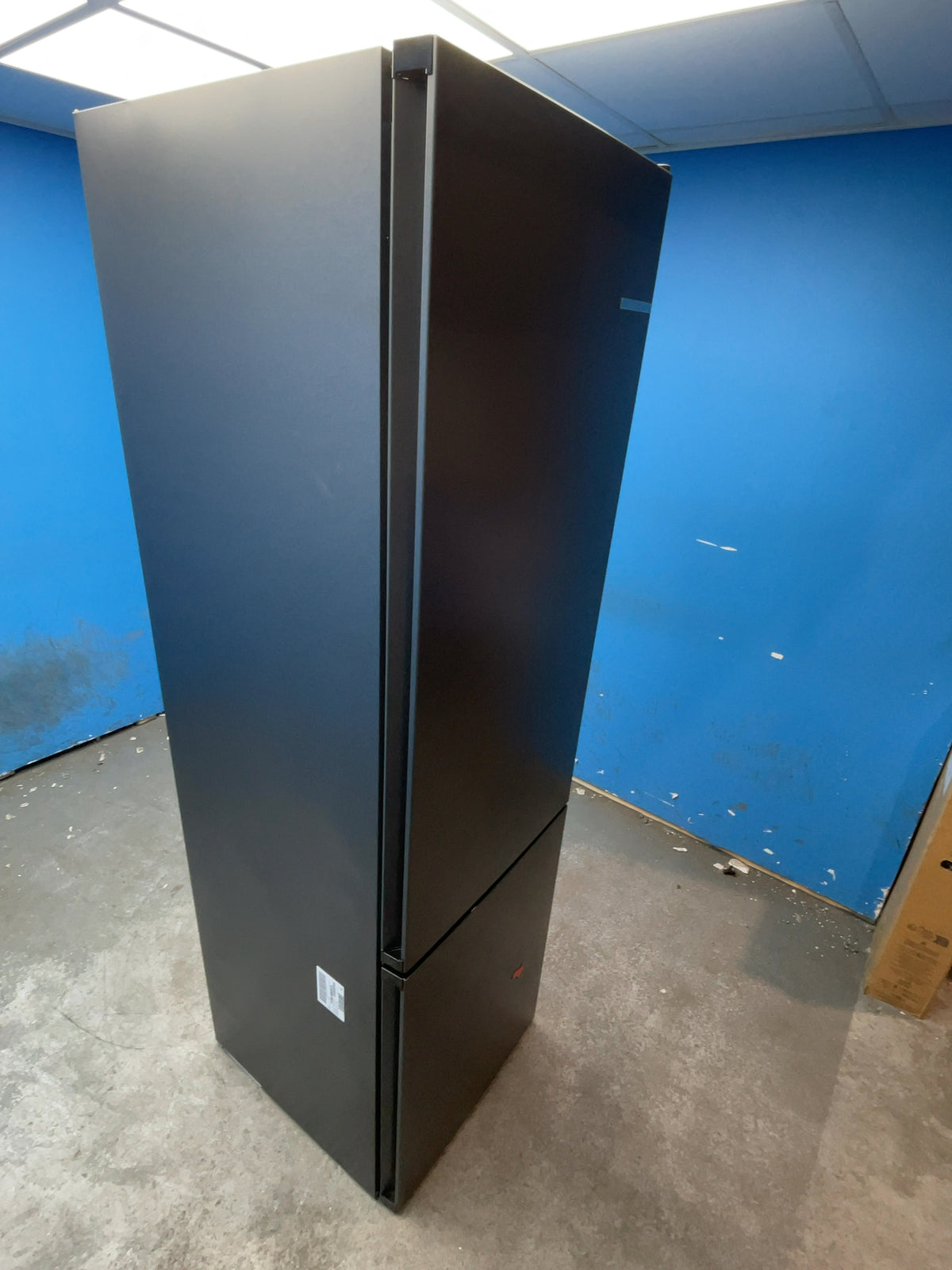 #GRC-168-419 - Bosch Serie 4 60cm 70/30 Fridge Freezer – 363L, Anthracite, Total No Frost