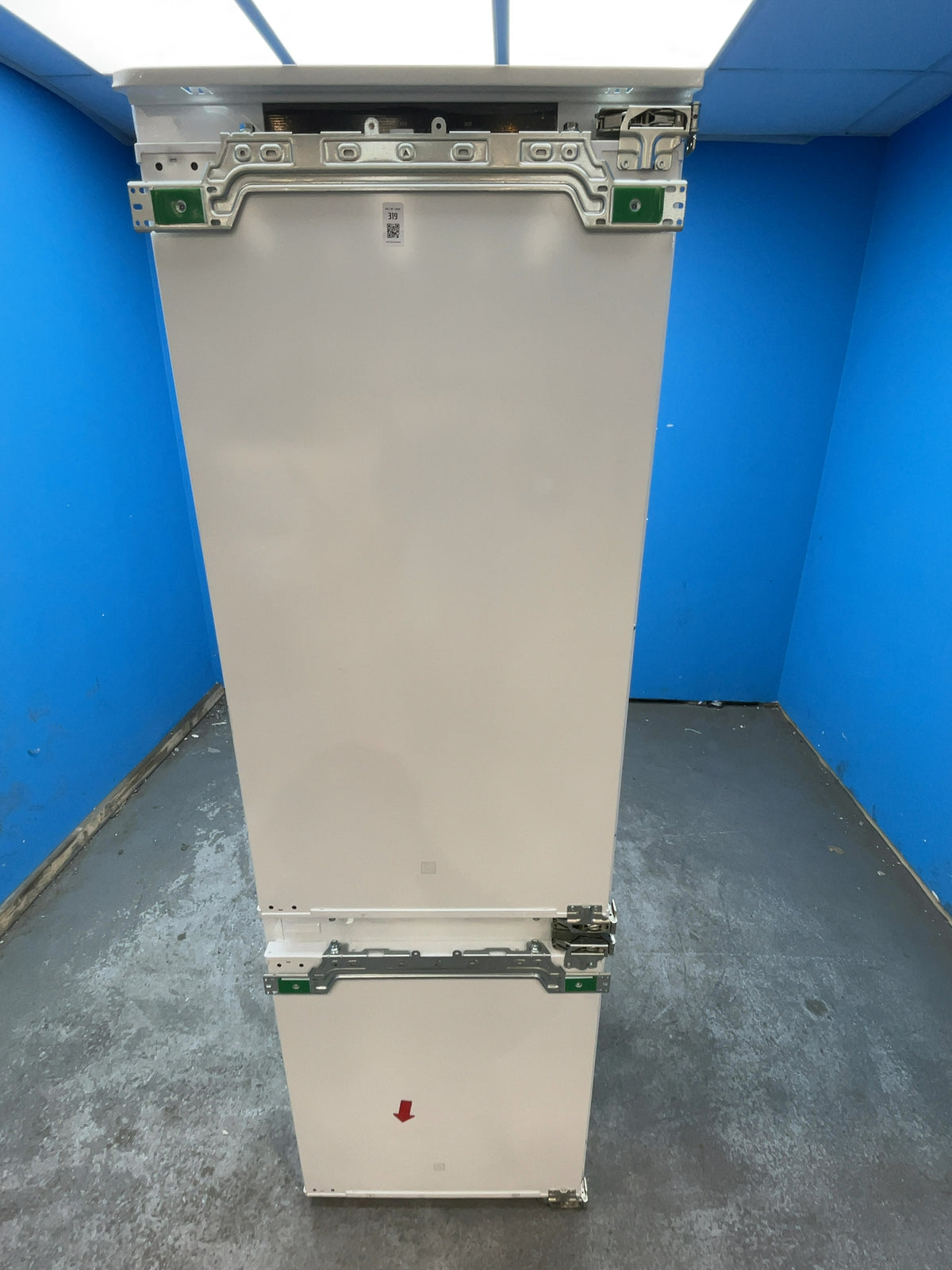 #GRC-168-428 - AEG 6000 TwinTech 177cm Integrated Fridge Freezer – 70/30 Split, Frost Free, Fixed Hinge