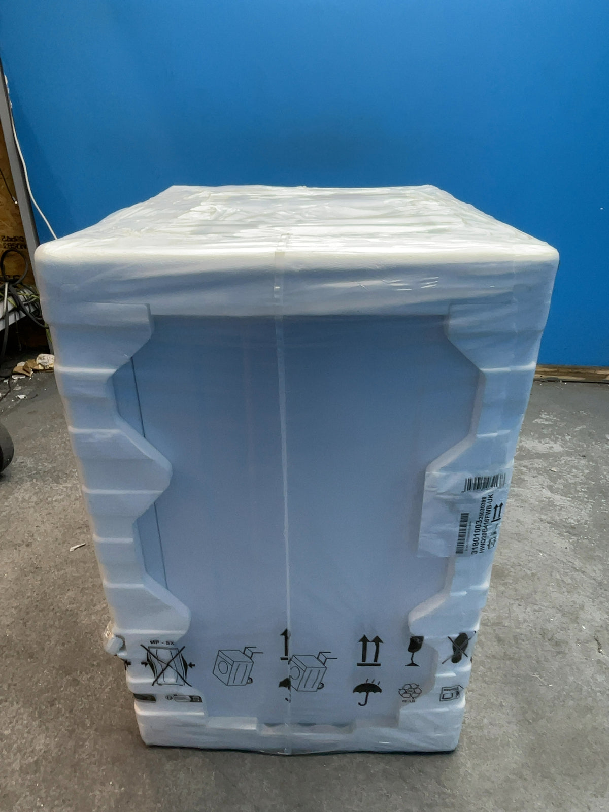 #GRC-168-765 - Haier 9kg 1600rpm Integrated Washing Machine – Inverter Motor, White