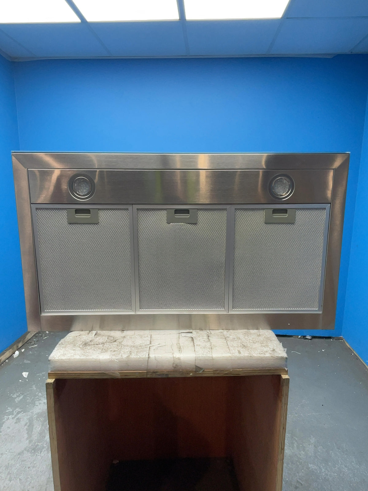 #GRC-169-007 - Midea 90cm Chimney Cooker Hood – 650m³/h Extraction, Gesture Control, Stainless Steel