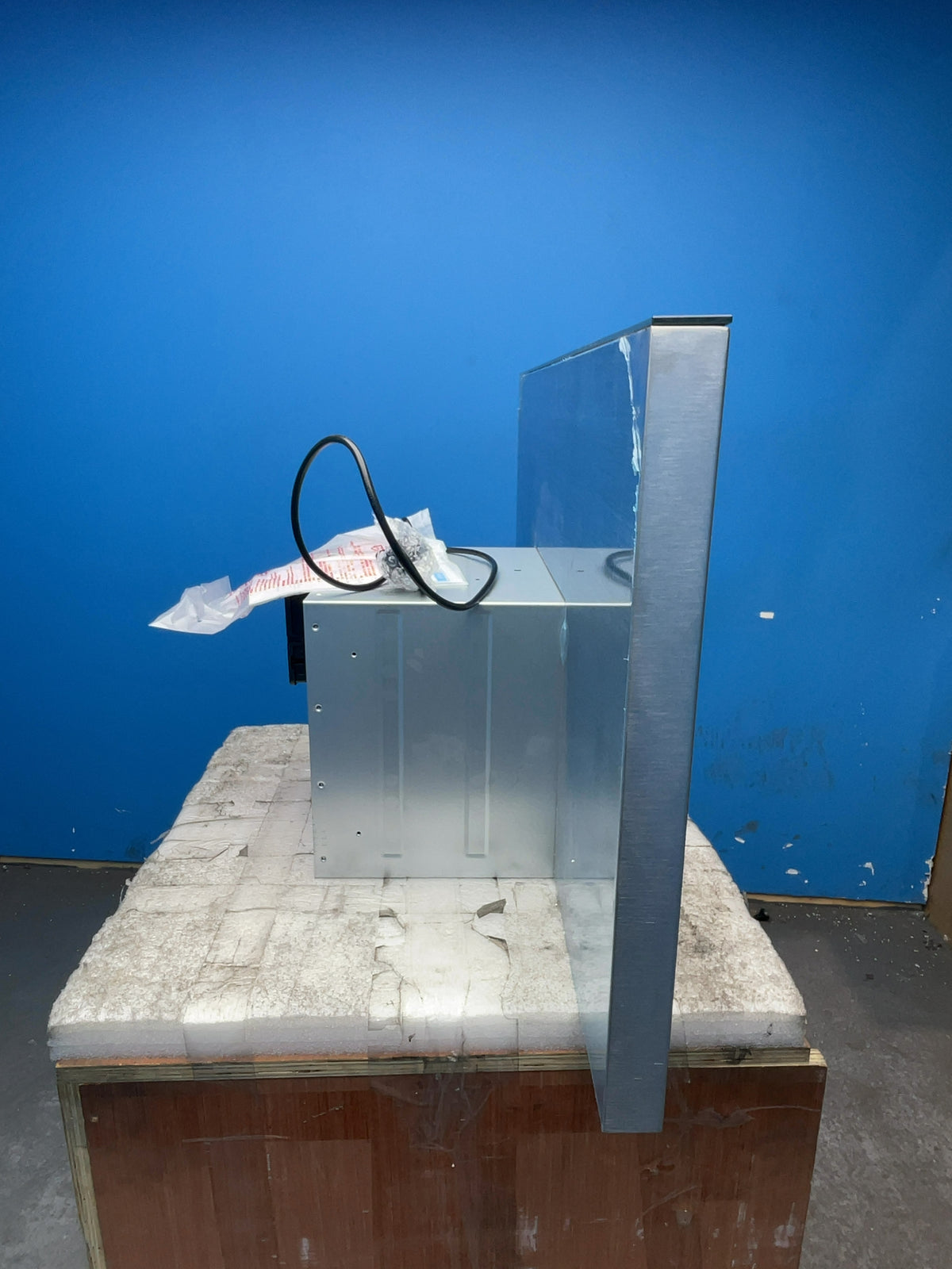 #GRC-169-007 - Midea 90cm Chimney Cooker Hood – 650m³/h Extraction, Gesture Control, Stainless Steel