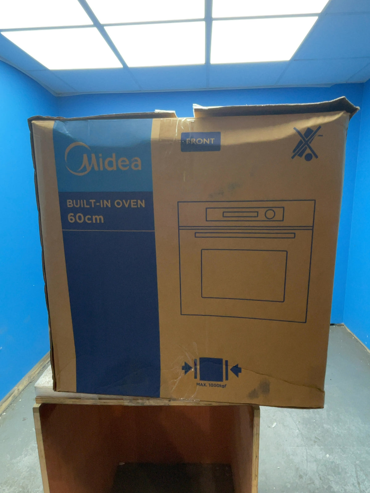 #GRC-169-013 - Midea 60cm Built In Electric Single Oven – 72L Capacity, Xpress Fry, Aqua Clean, WiFi, Black