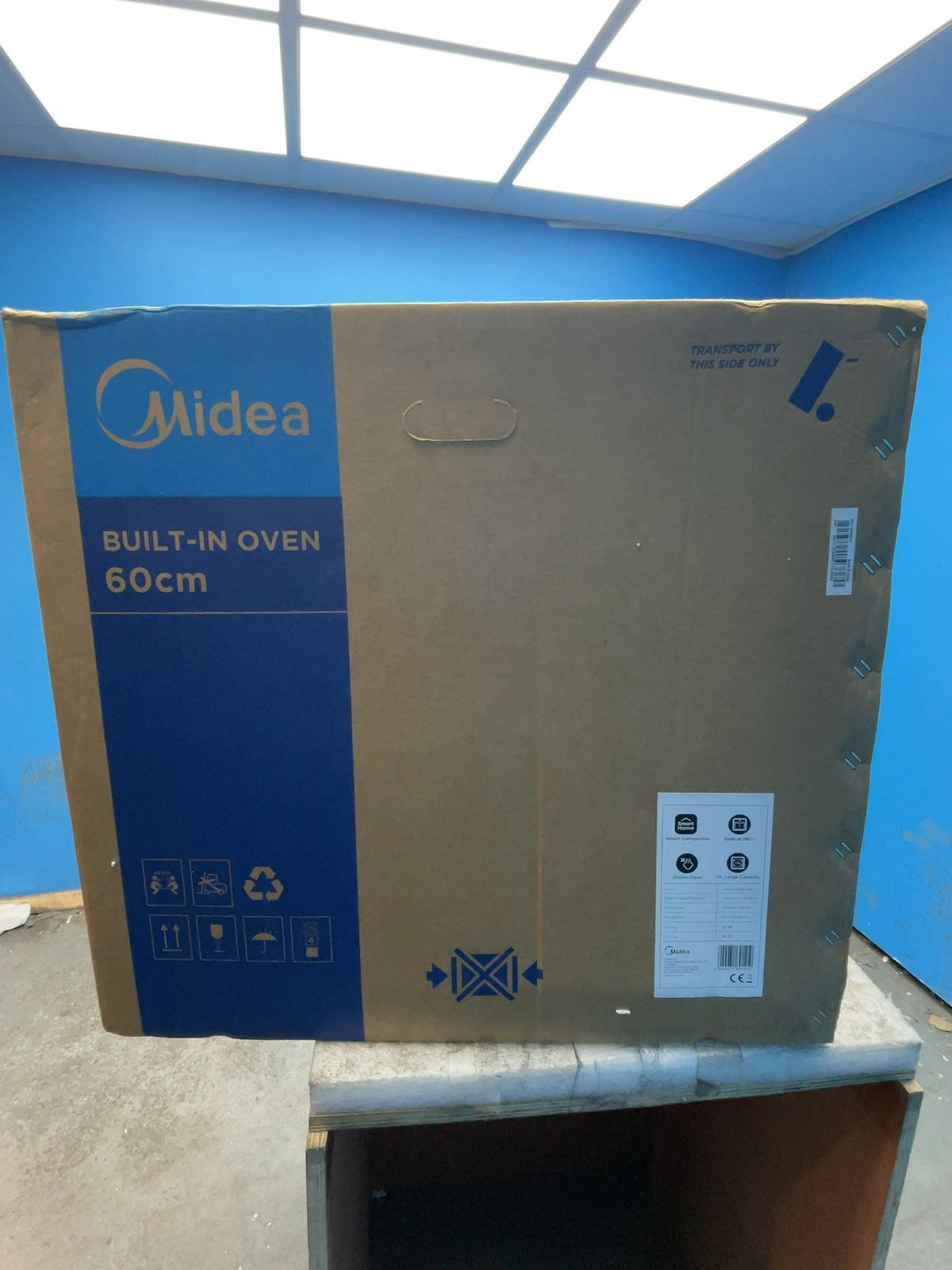 #GRC-169-014 - Midea 60cm Built In Electric Single Oven – 72L Capacity, Xpress Fry, Aqua Clean, WiFi, Black