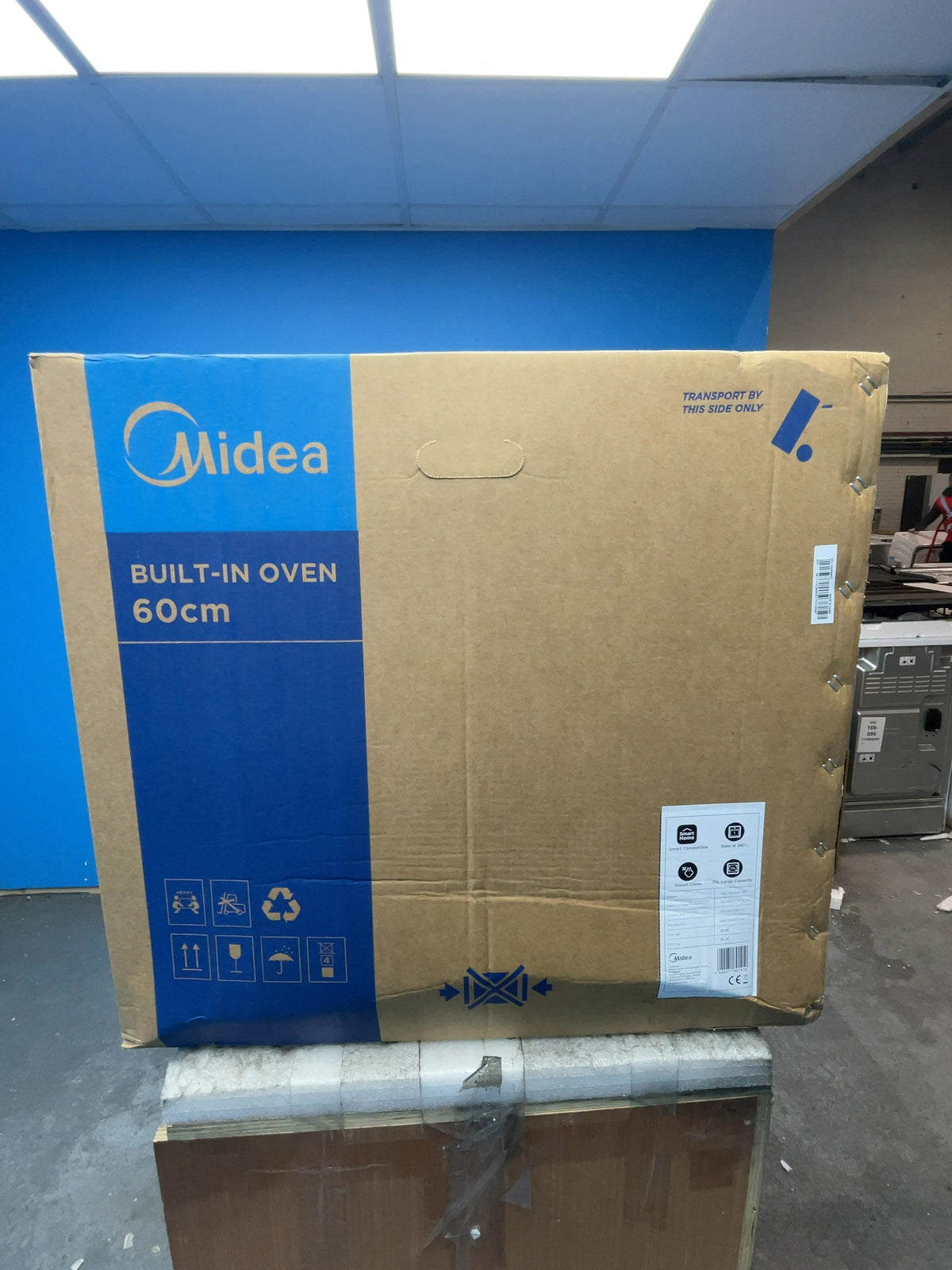 #GRC-169-015 - Midea 60cm Built In Electric Single Oven – 72L Capacity, Xpress Fry, Aqua Clean, WiFi, Black