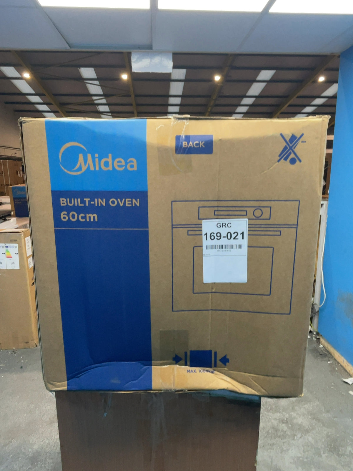 #GRC-169-021 - Midea 60cm Built In Electric Single Oven – 72L Capacity, Xpress Fry, Aqua Clean, WiFi, Black
