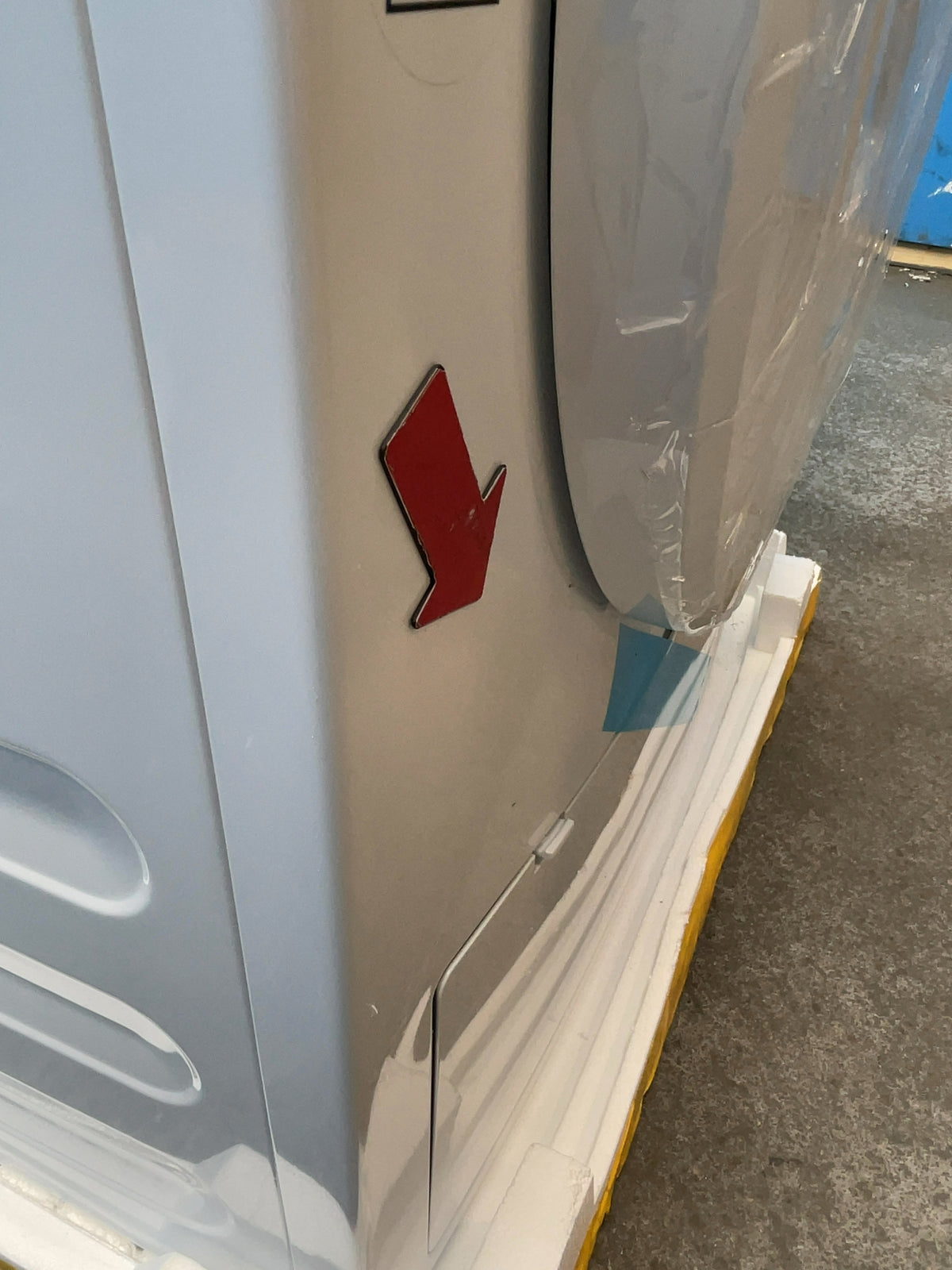 #GRC-169-257 - Comfee 8kg Heat Pump Tumble Dryer – 16 Programmes, Auto Dry Sensor, Anti-Crease, White