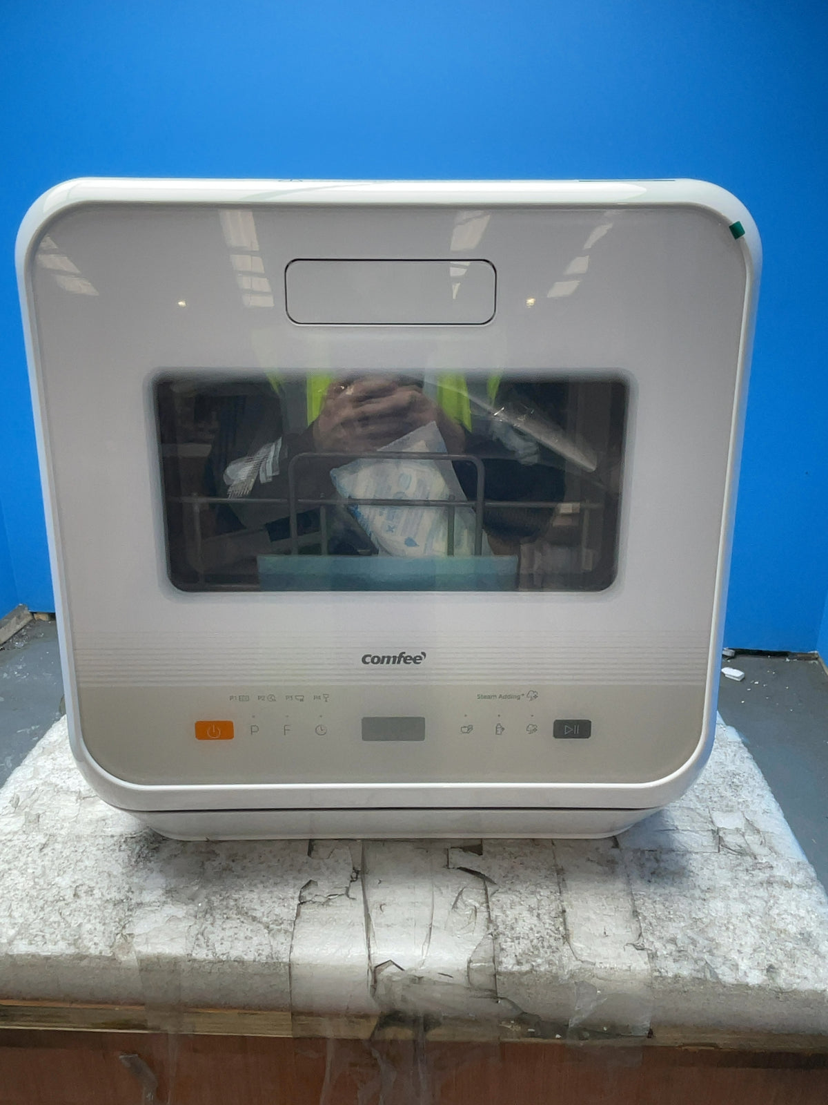 #GRC-169-262 - Comfee Mini Table Top Dishwasher – 5L Water Tank, No Plumbing, 98°C Steam Wash, White