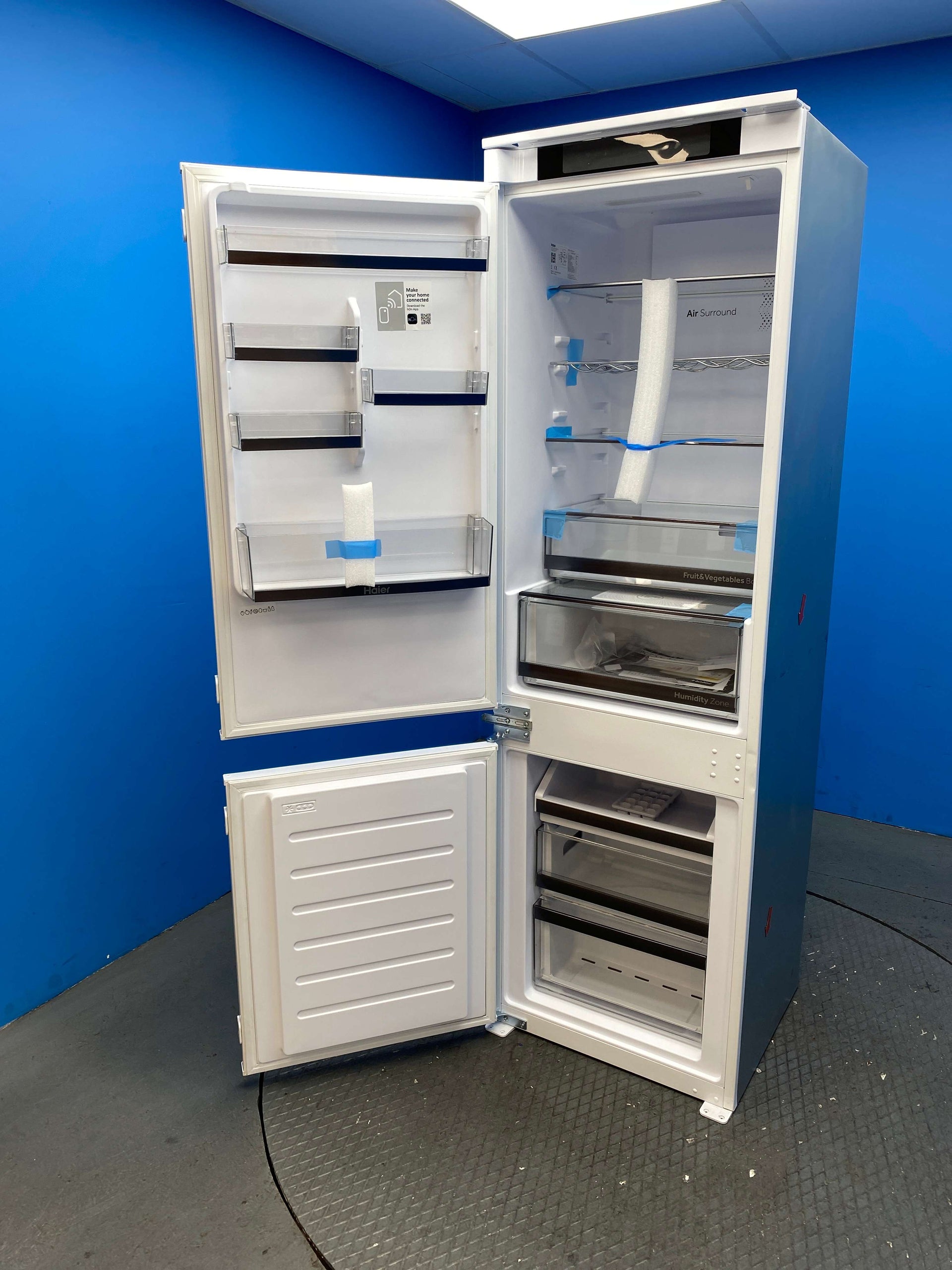 Haier HBW5518DK Series 6 248 Litre Integrated Fridge Freezer