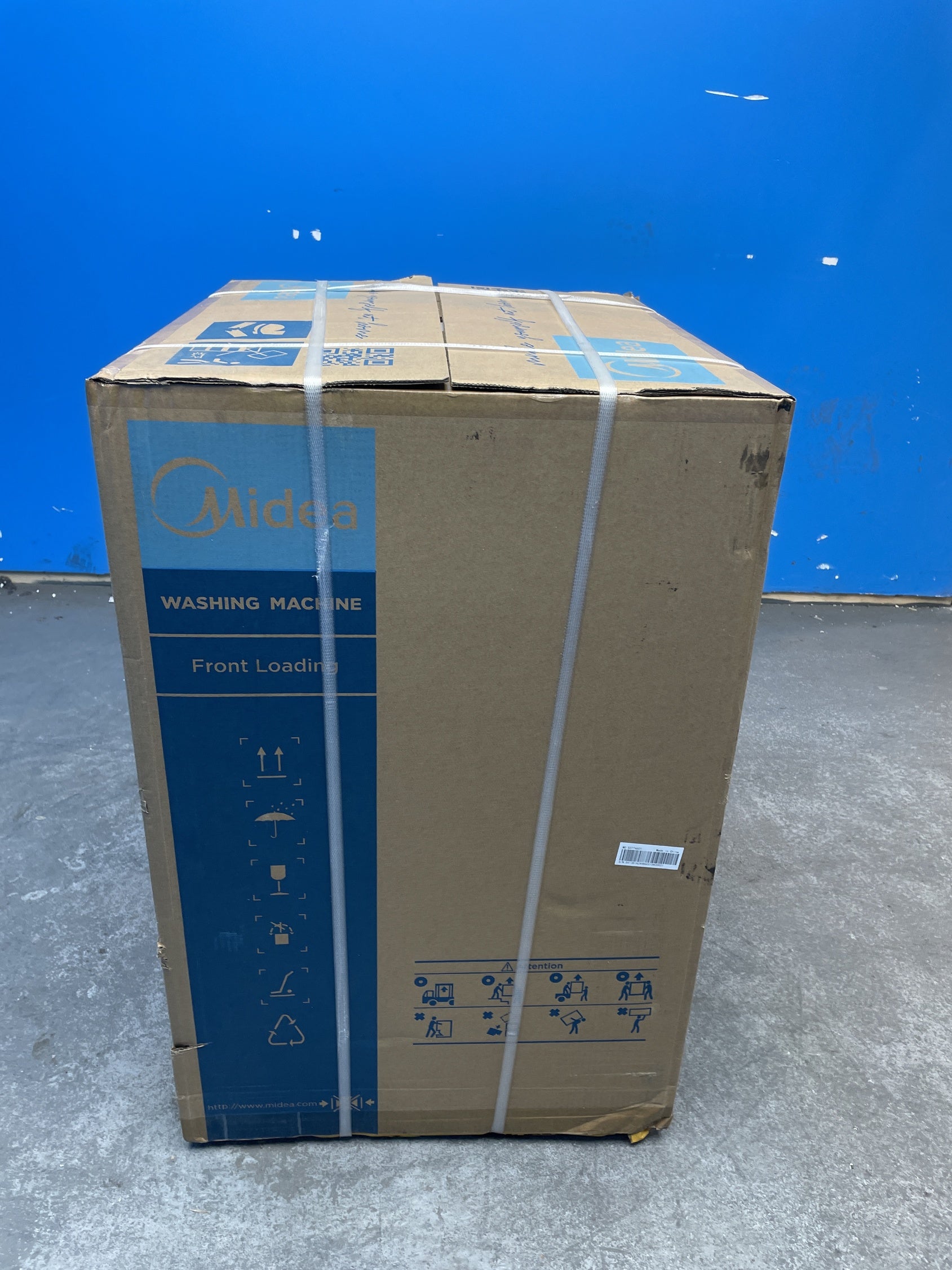 #GRC-158-896 - Midea MF20EW80WB Smart 8kg 1400rpm Washing Machine