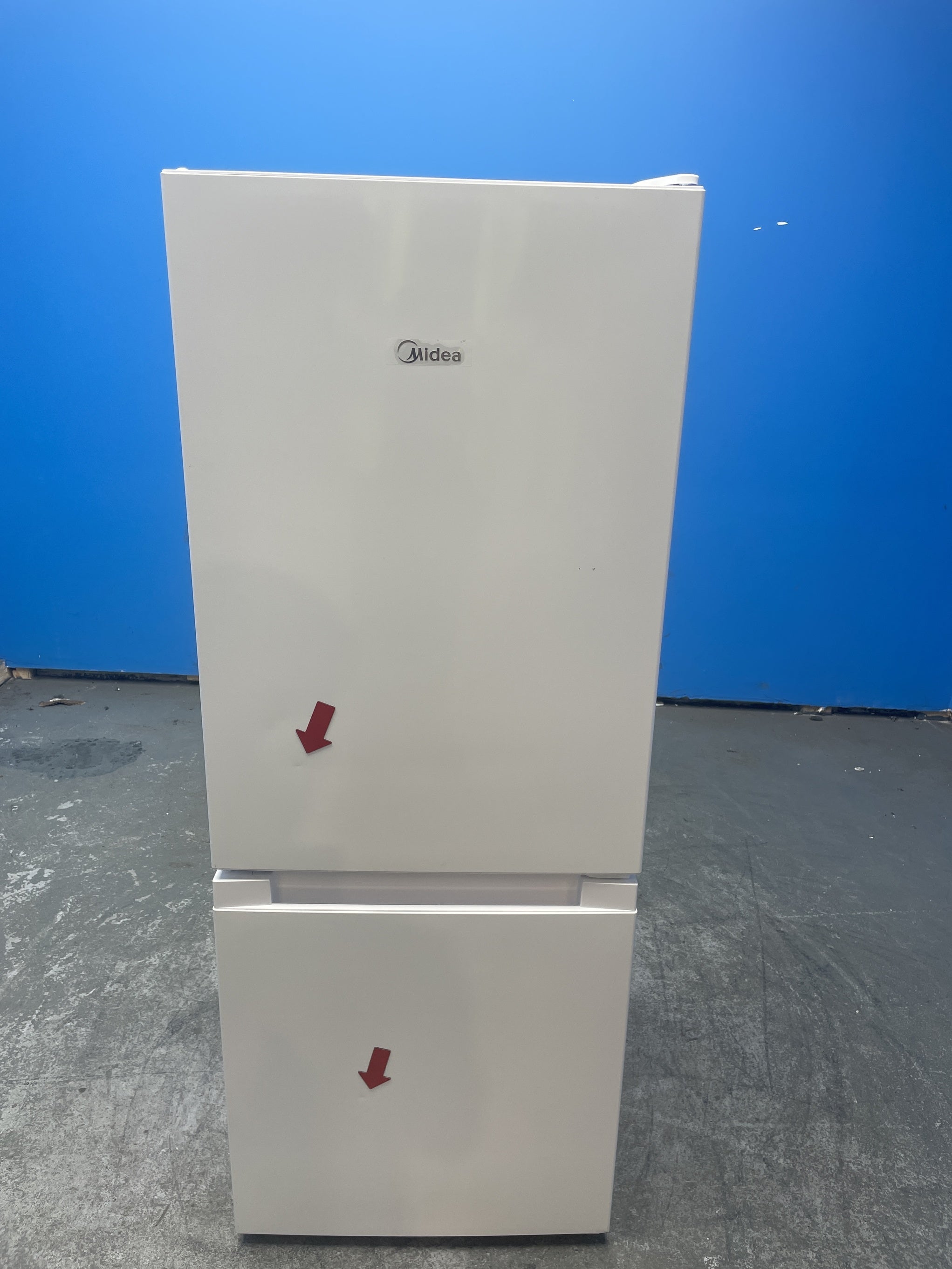 #GRC-158-792 - Midea MDRB202FGE01 47cm Wide Low Frost Combi Fridge Freezer