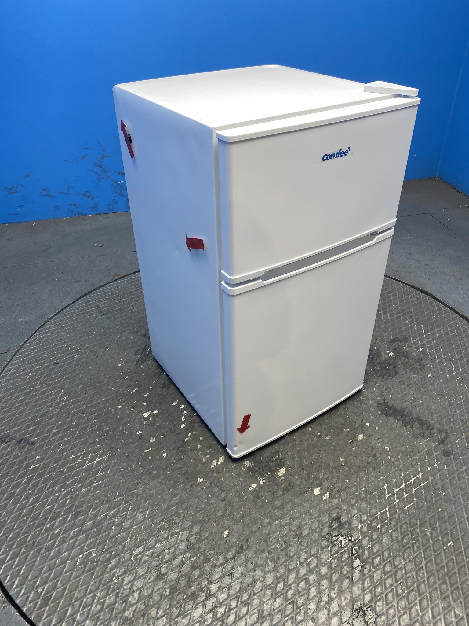 COMFEE’ RCT87WH2(E) 87L Under Counter Fridge Freezer