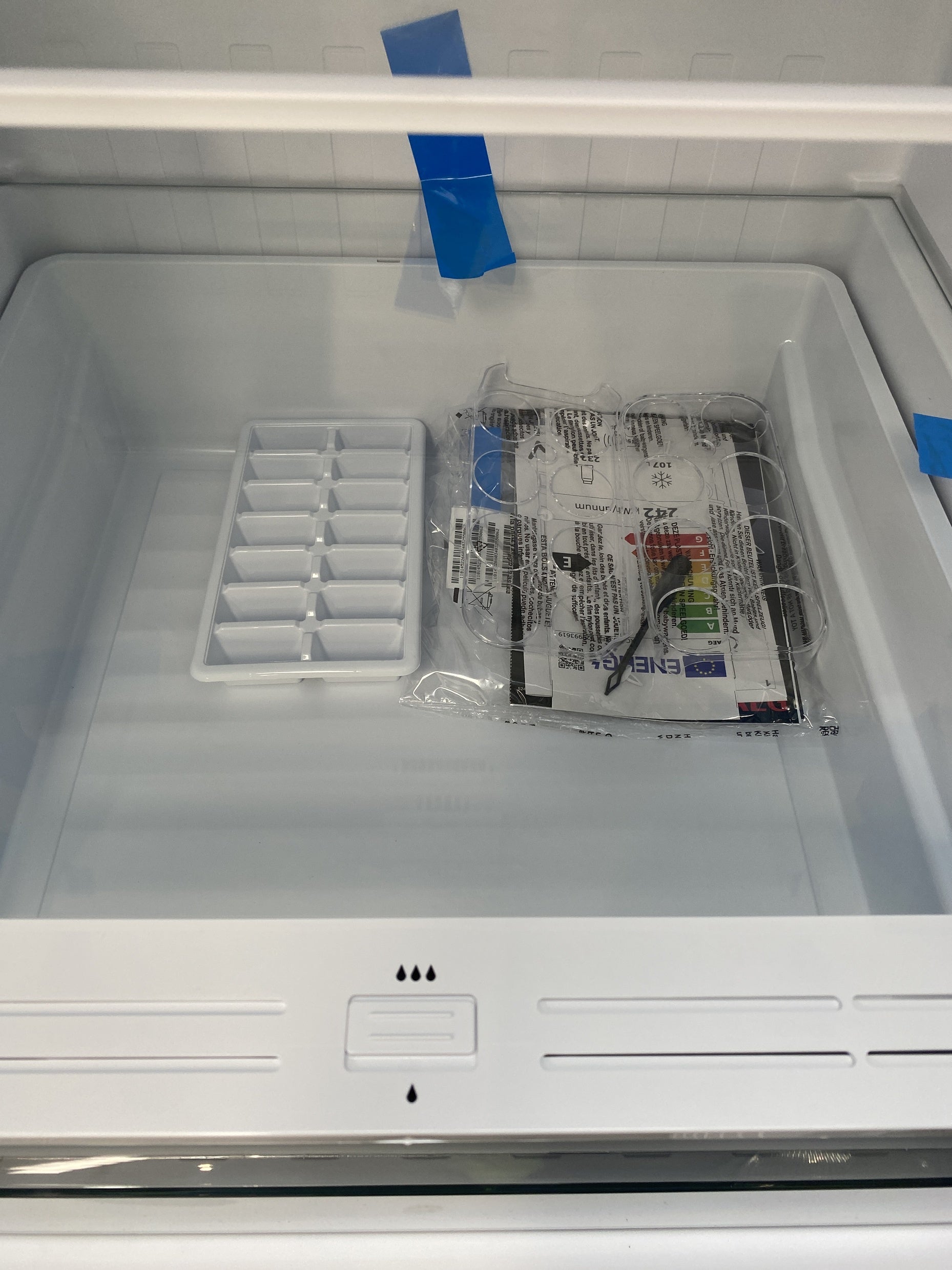 #GRC-155-915 - Refurbished AEG ORC5S331EX 5000 Series 70/30 Fridge Freezer