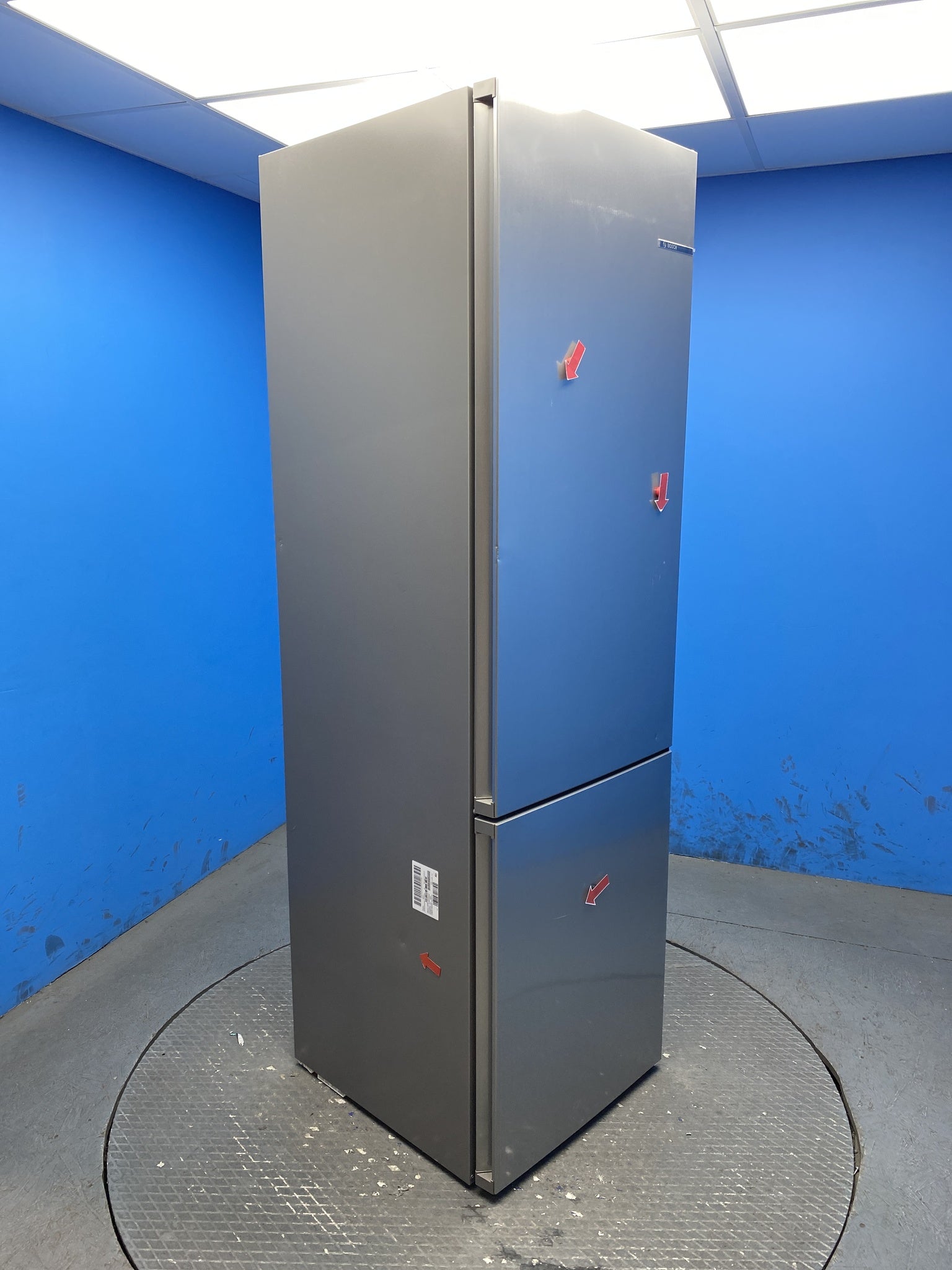 Bosch 363L Freestanding Frost Free Fridge Freezer Silver