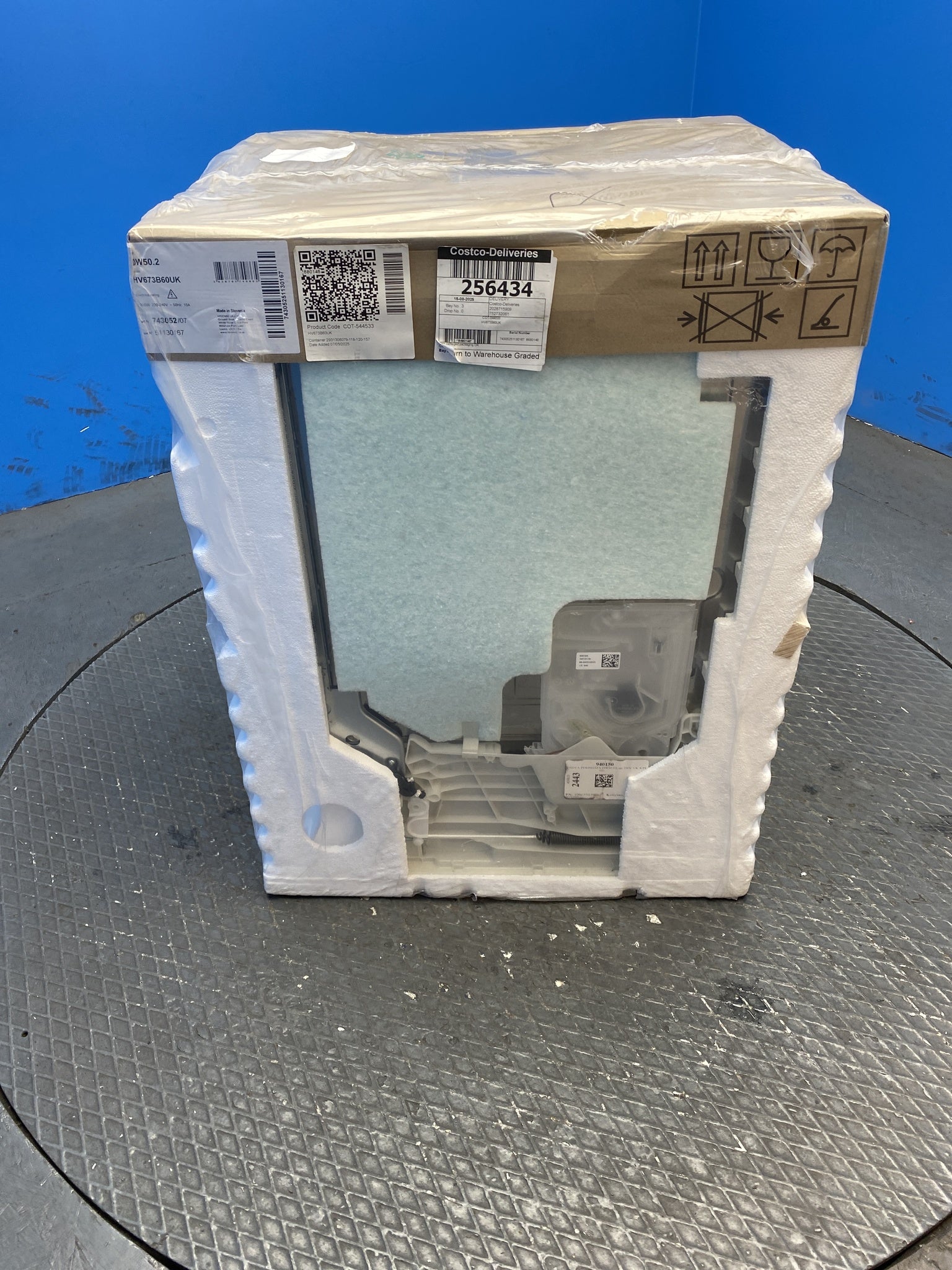 Hisense HV673B60UK Integrated 16 Place Setting Dishwasher