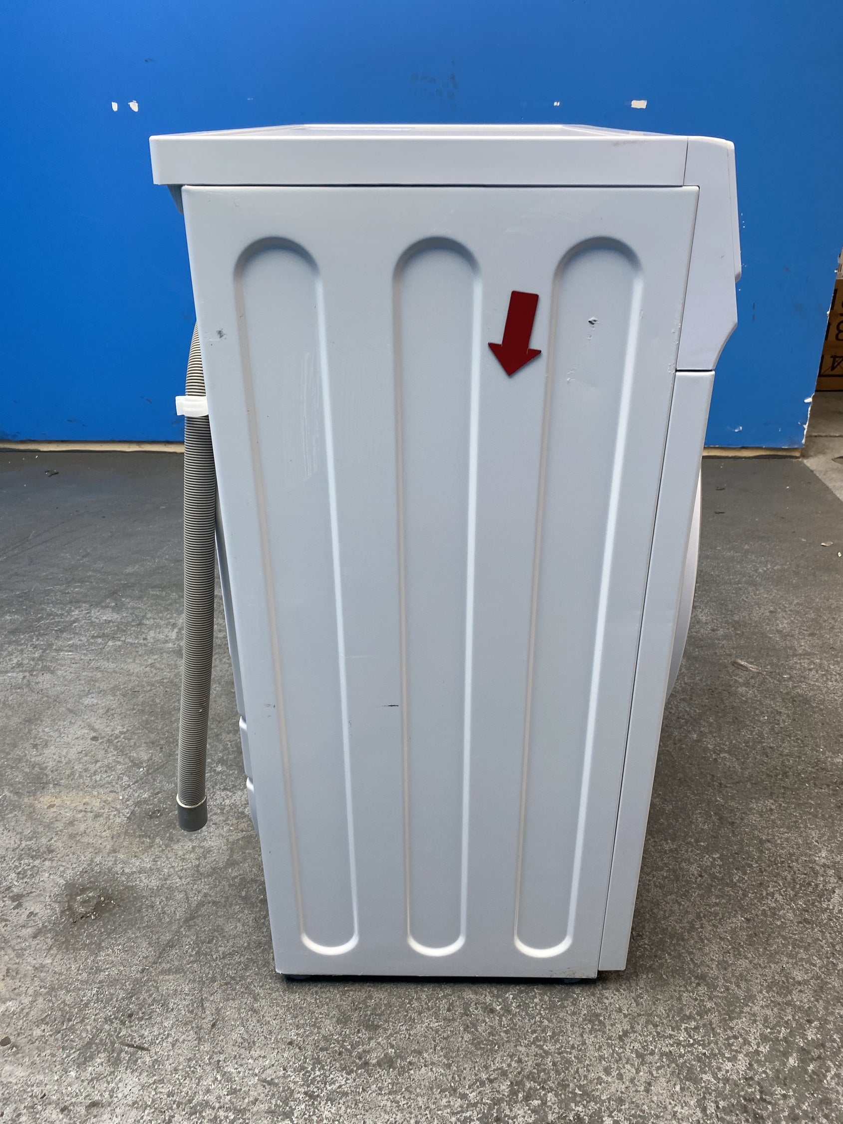 #GRC-156-776 - Midea MF100W70 7kg 1200 Spin Washing Machine