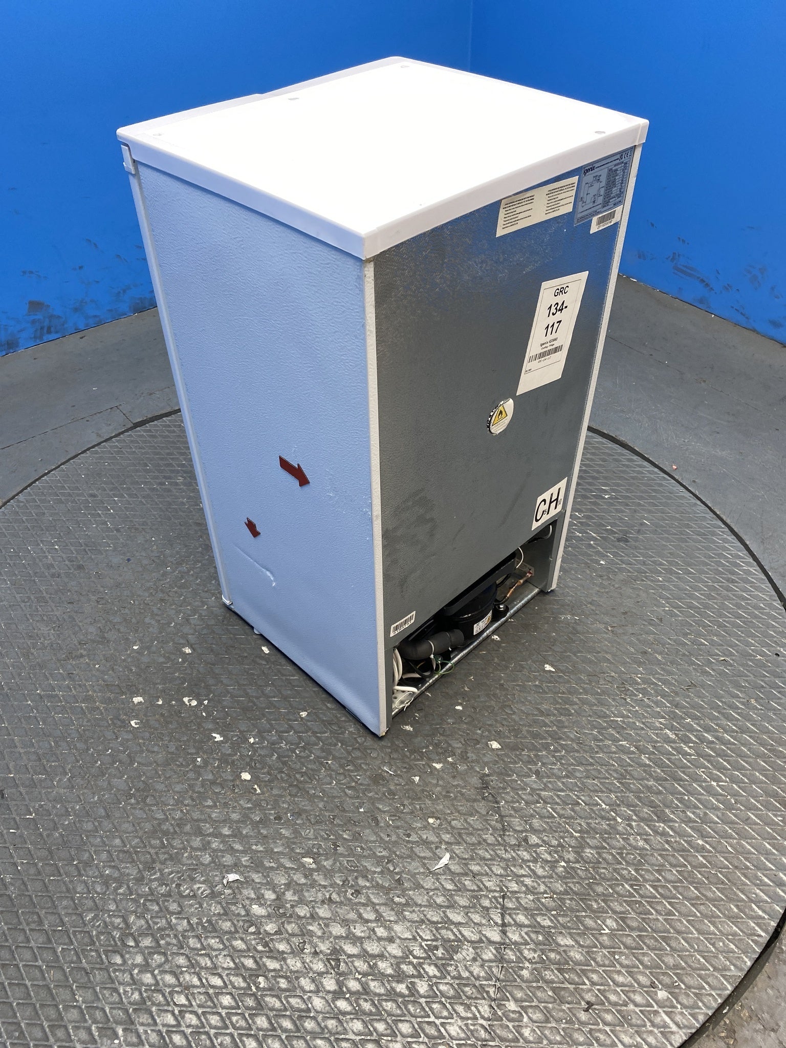 Igenix IG3960 92L Under-Counter Larder Fridge