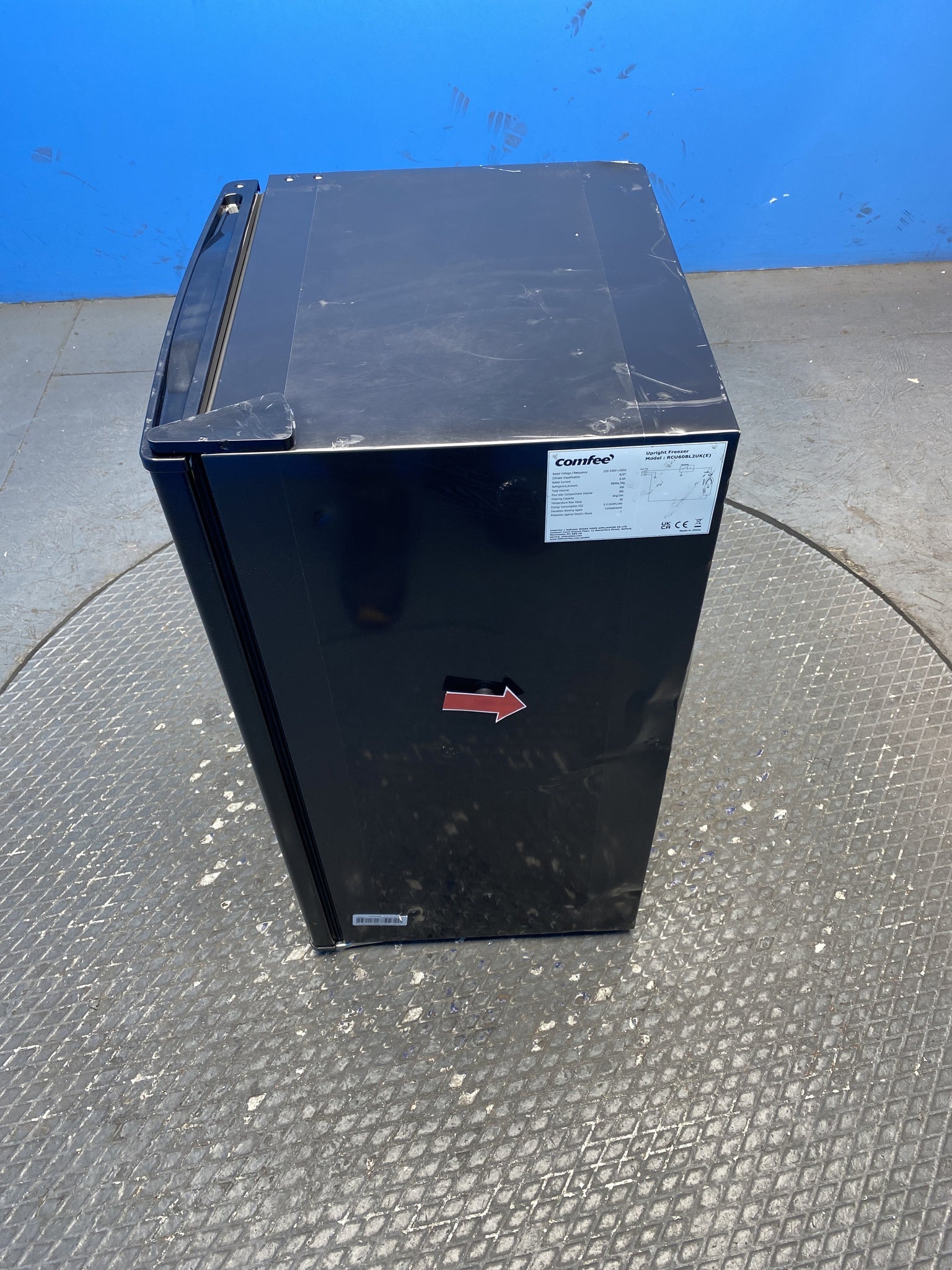 COMFEE RCU60BL2UK(E) 60L Under Counter Freezer