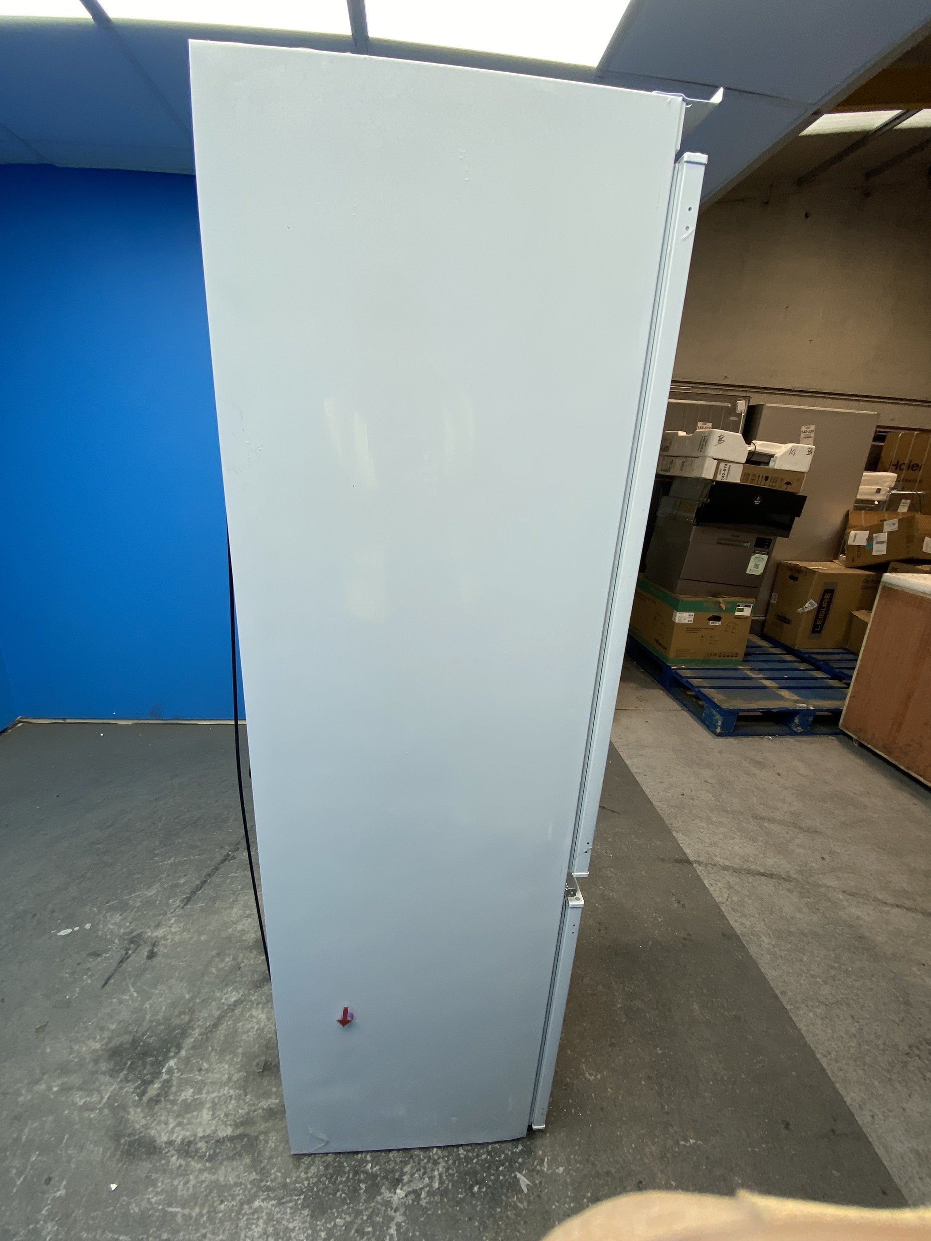 Candy CBBMT18EK Integrated 244 Litre Smart Fridge Freezer