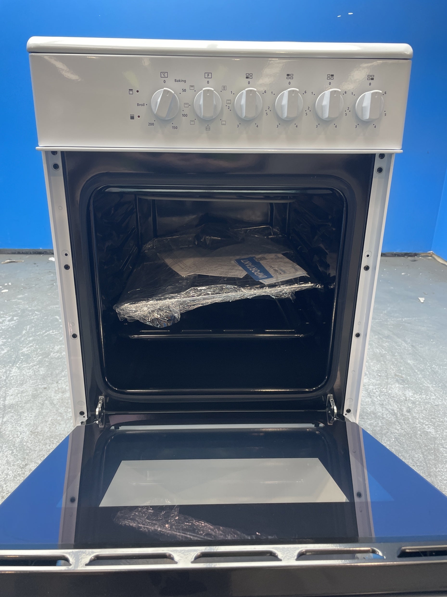 #GRC-160-320 - Midea MFO20DME4H109-WH 50cm Electric Cooker with Solid Plate Hob