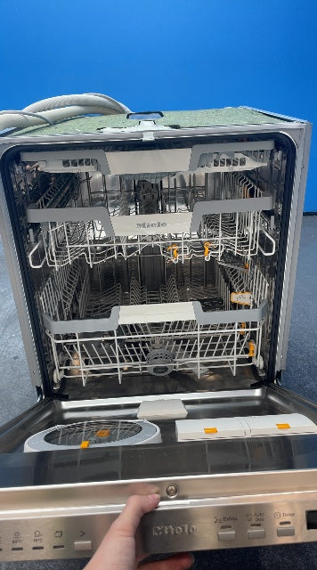 #GRC-164-055 - Miele AutoDos Integrated Dishwasher – 14 Place Settings, PowerDisk, WiFi