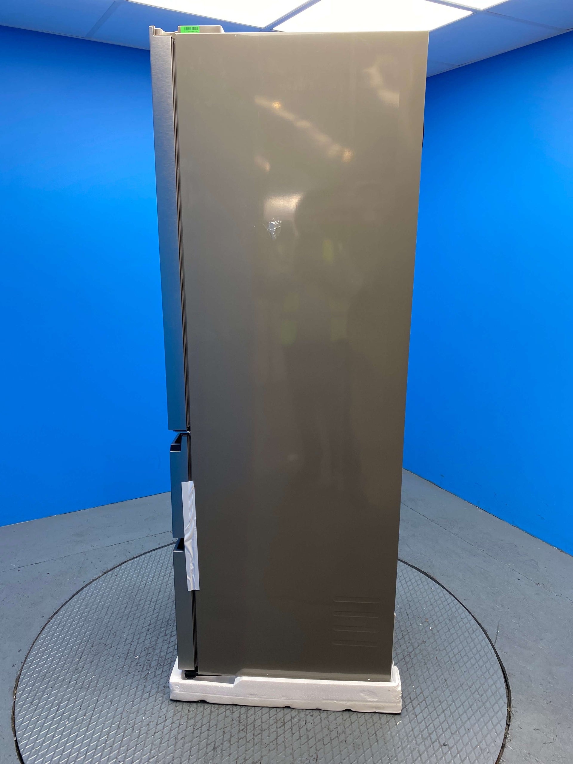 Haier HTW5618EWMG 357 Litre Combi Fridge Freezer