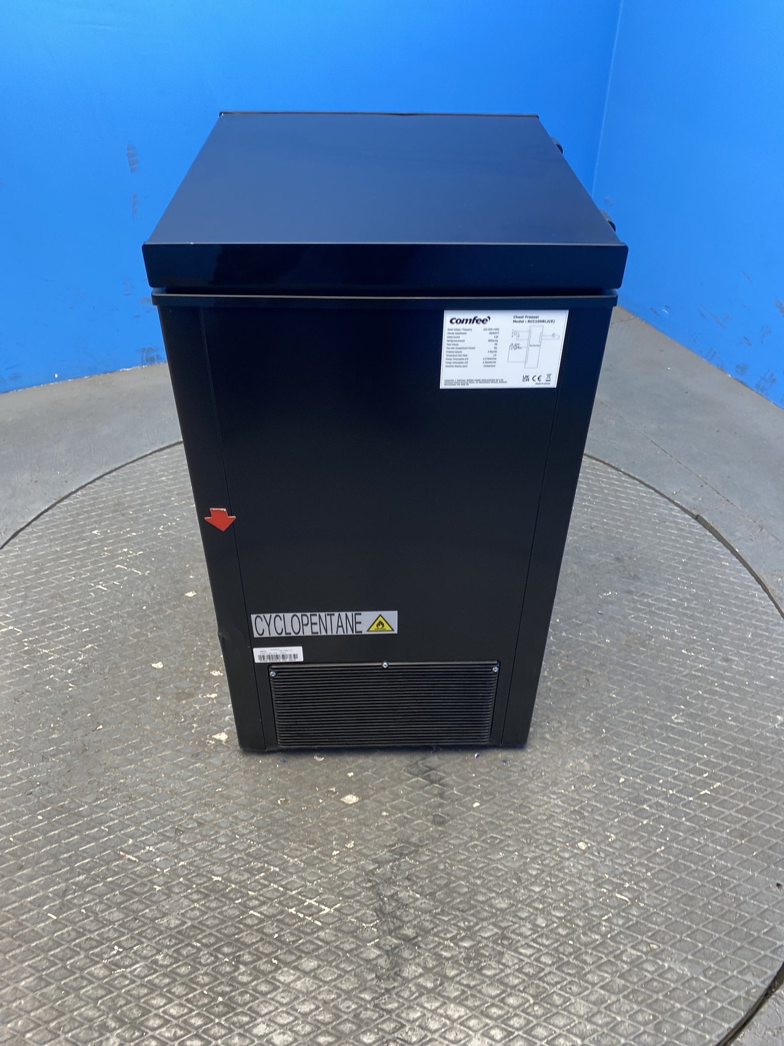 COMFEE' RCC100BL2 99L Freestanding Chest Freezer