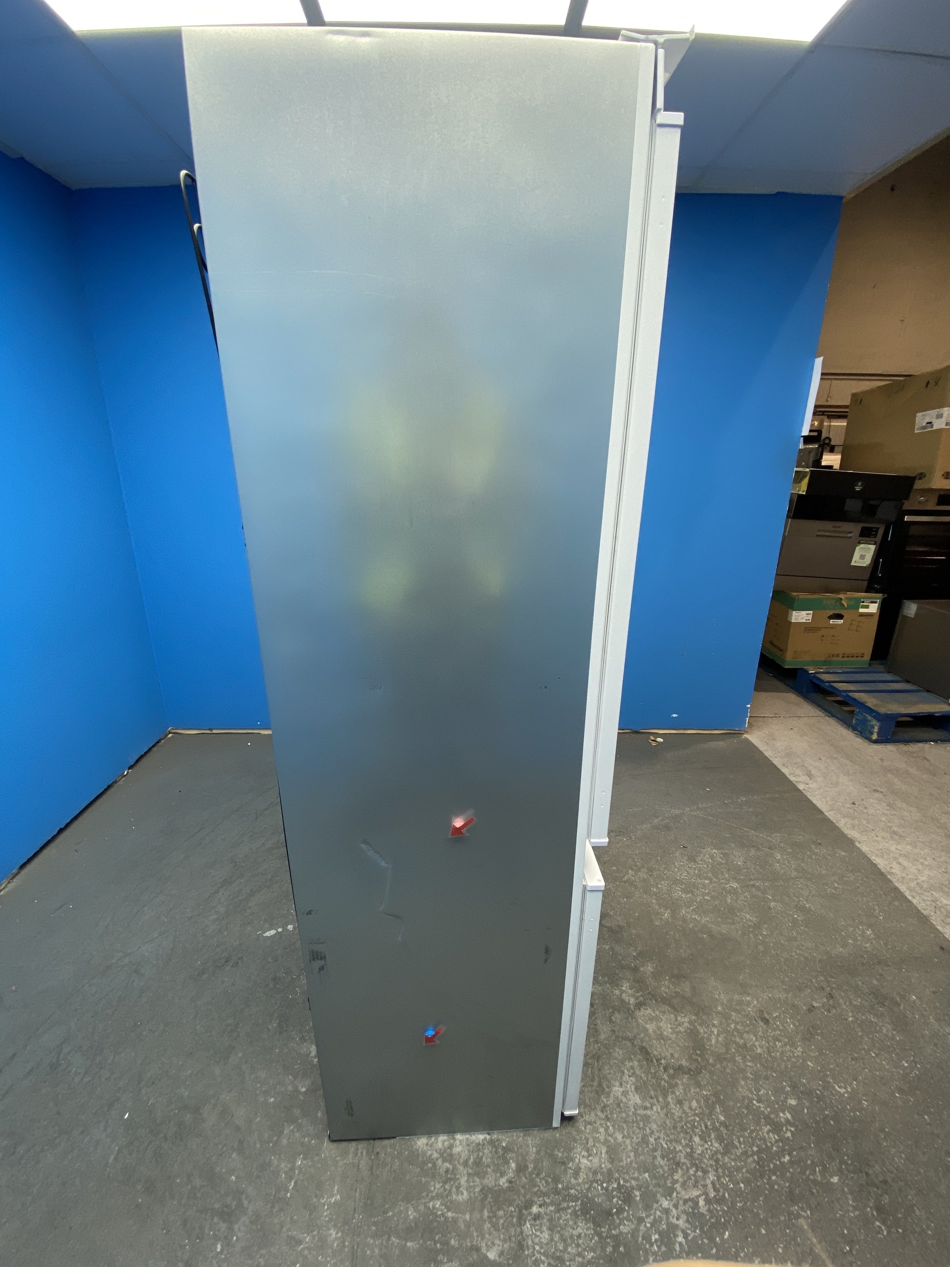 Hoover HFTNF5518EW Integrated 248L Combi Fridge Freezer