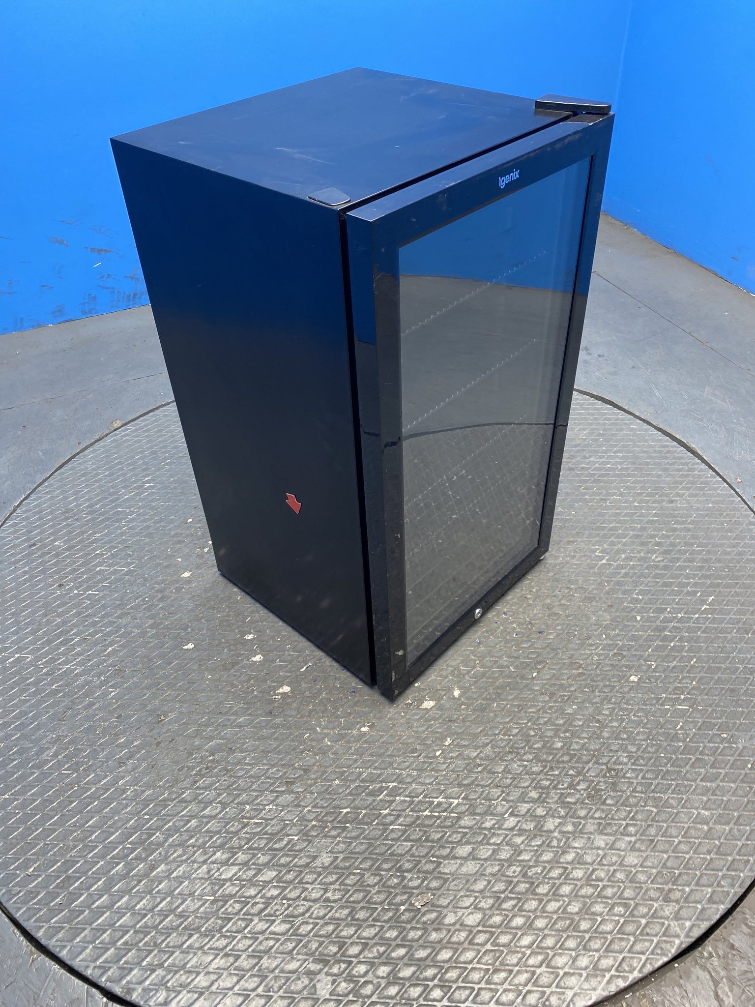 Igenix SC-98B 98L Drinks & Beverage Cooler