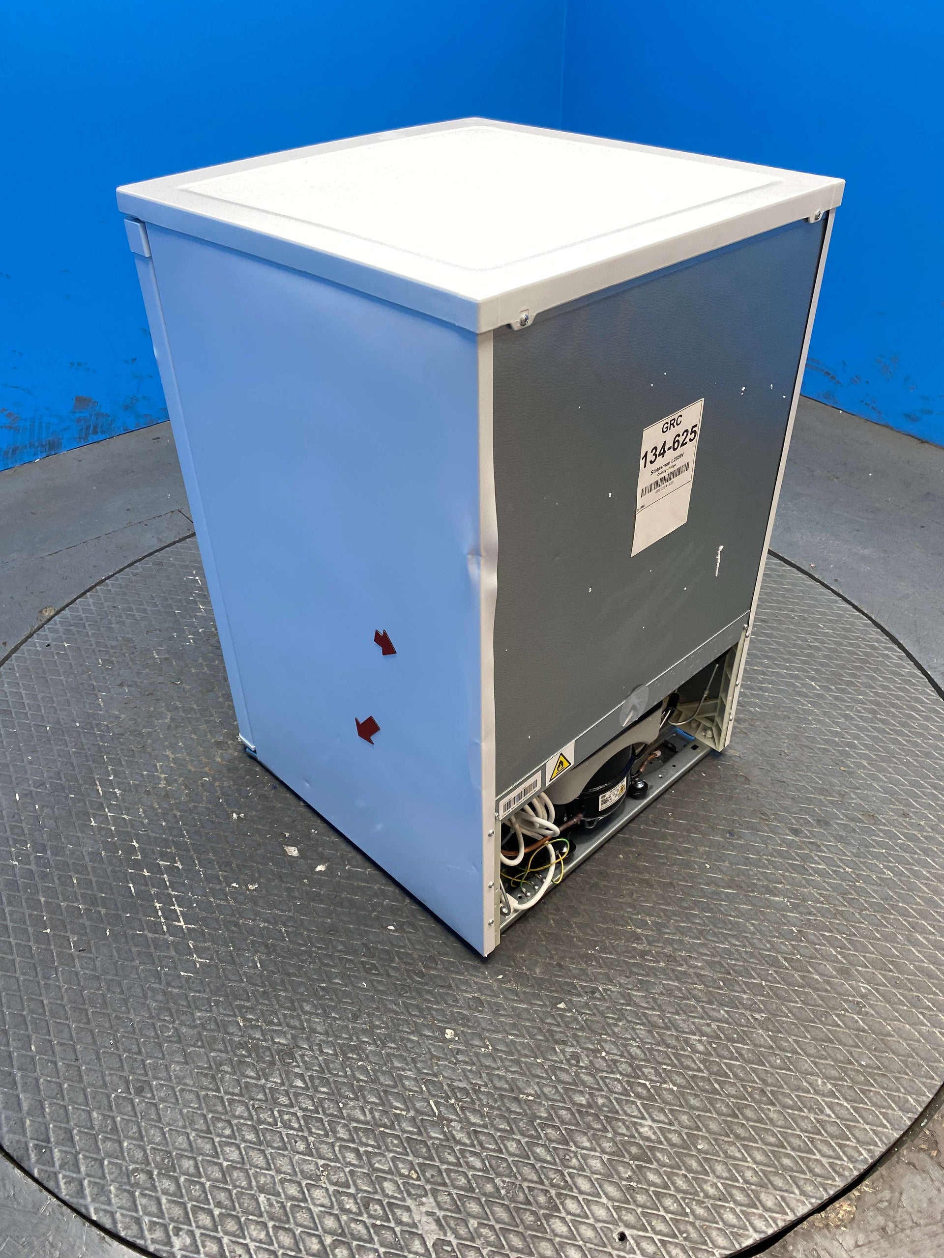 Statesman L255W 113 Litre 55cm Under Counter Fridge