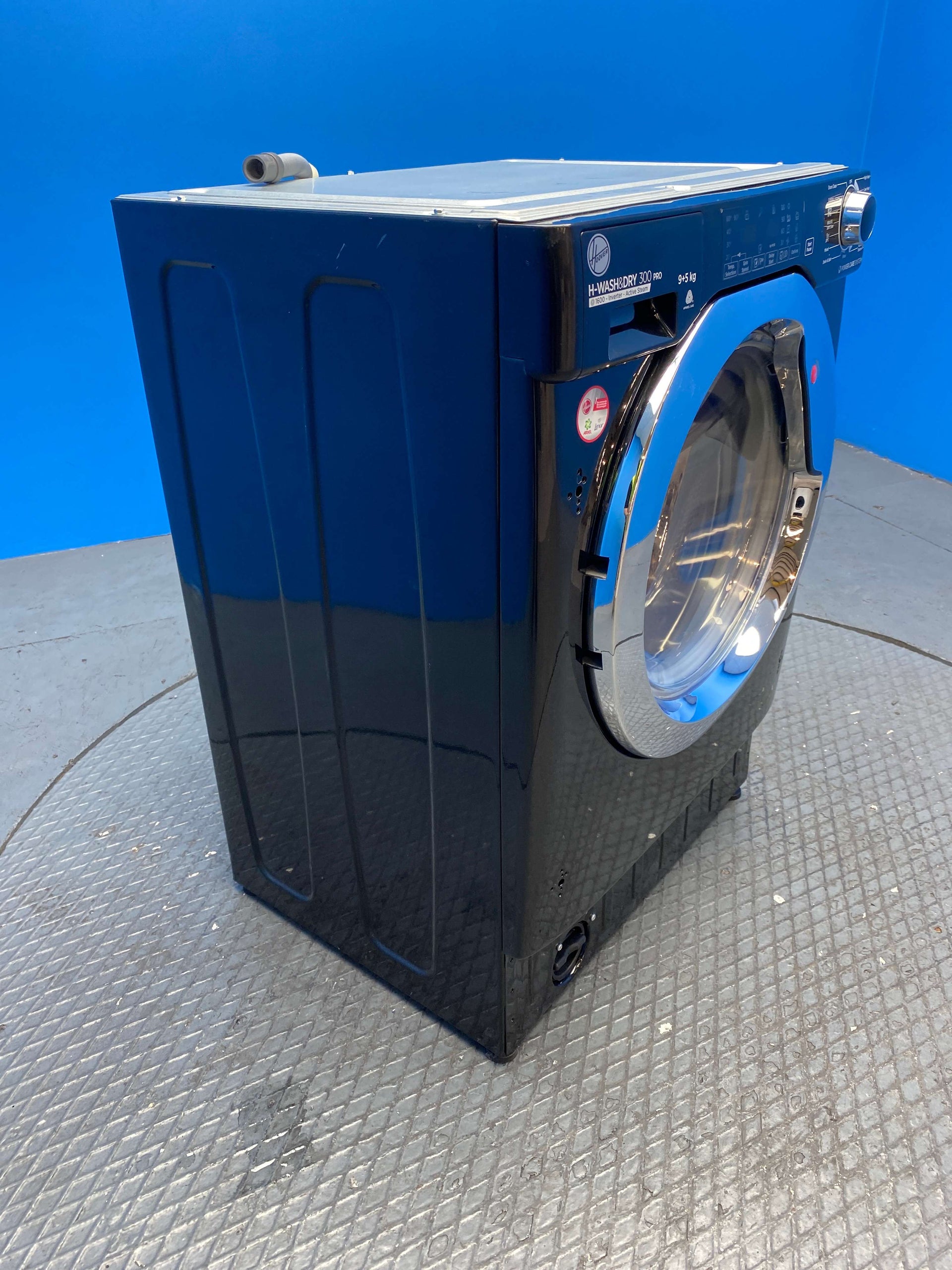 Hoover HBDOS695TAMCBE Built In 9kg / 5kg 1600 Spin Washer Dryer