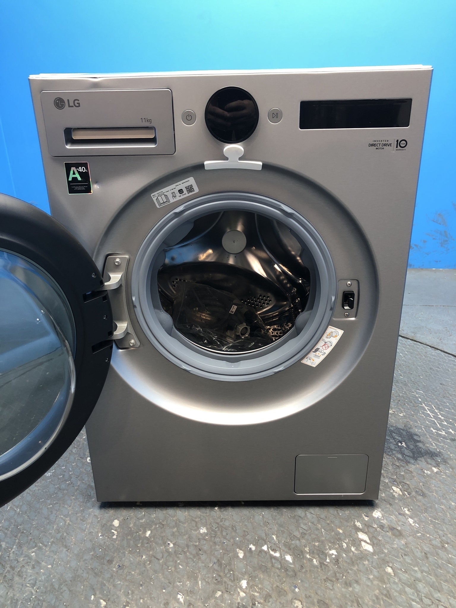 LG F4X7011TSB 11kg 1400rpm AI DD™ Washing Machine
