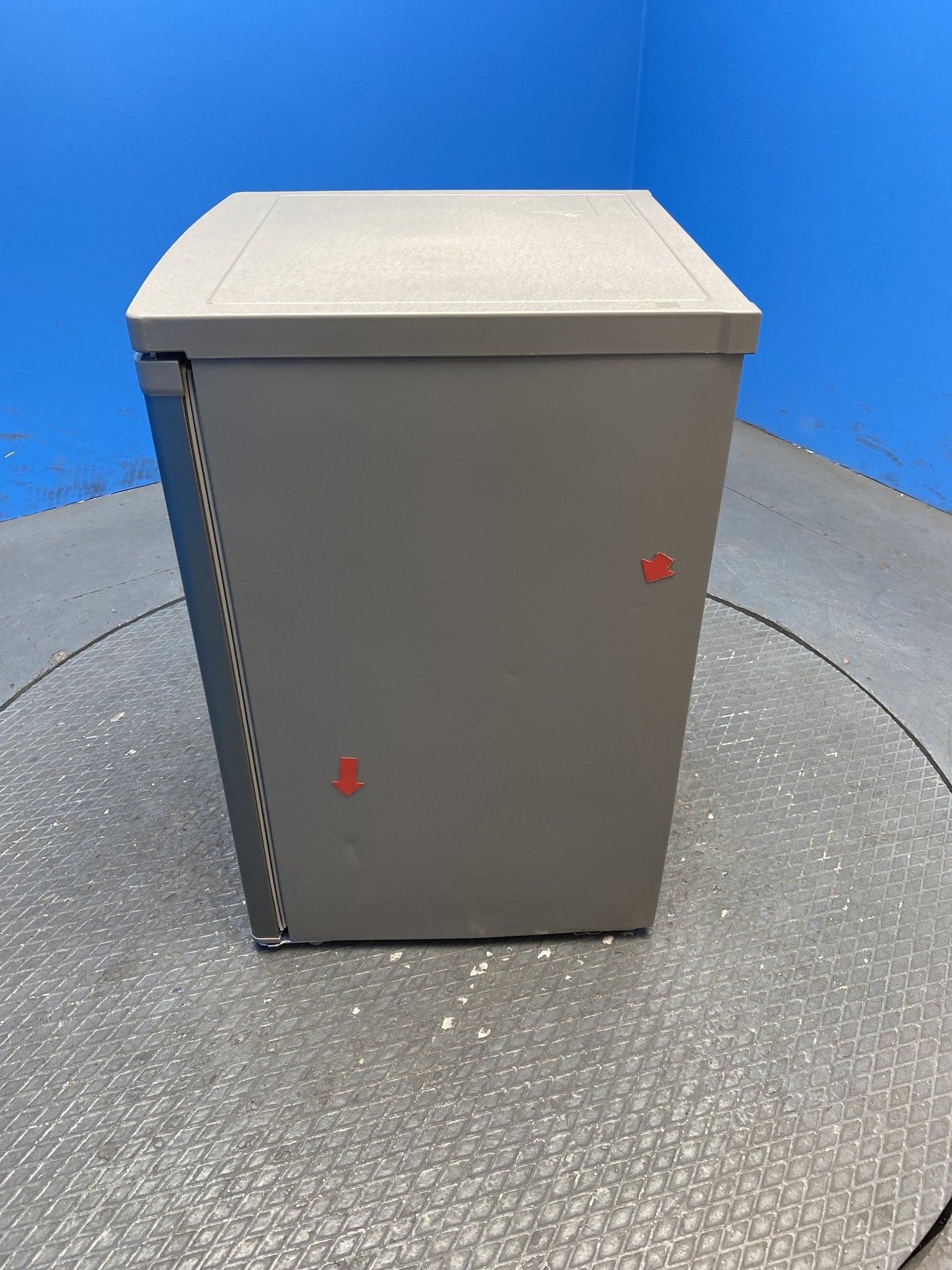 Igenix IG255X 136 Litre Undercounter Fridge